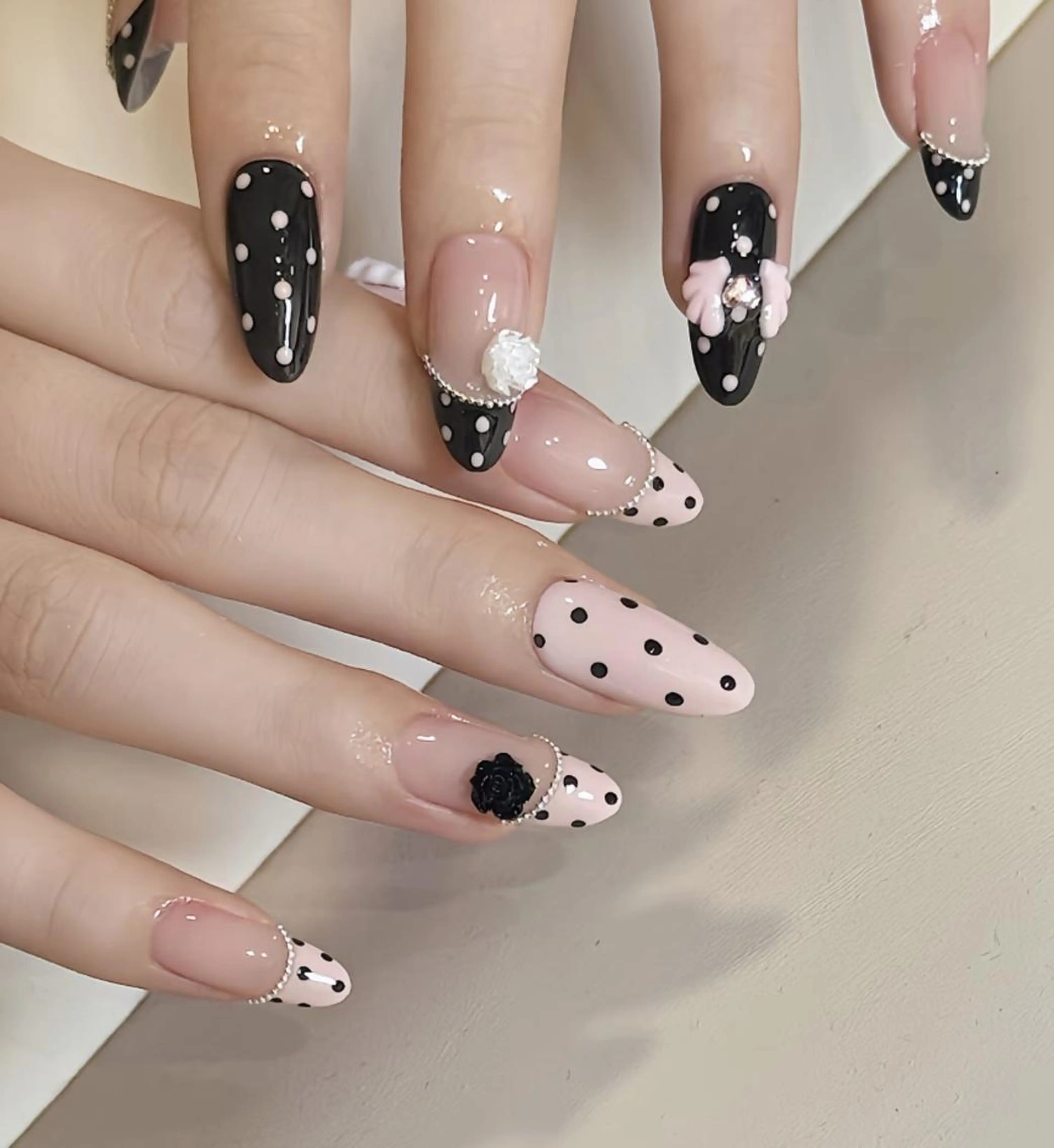 ネイル ハンドネイル Pure&Rich Nailのネイルデザイン