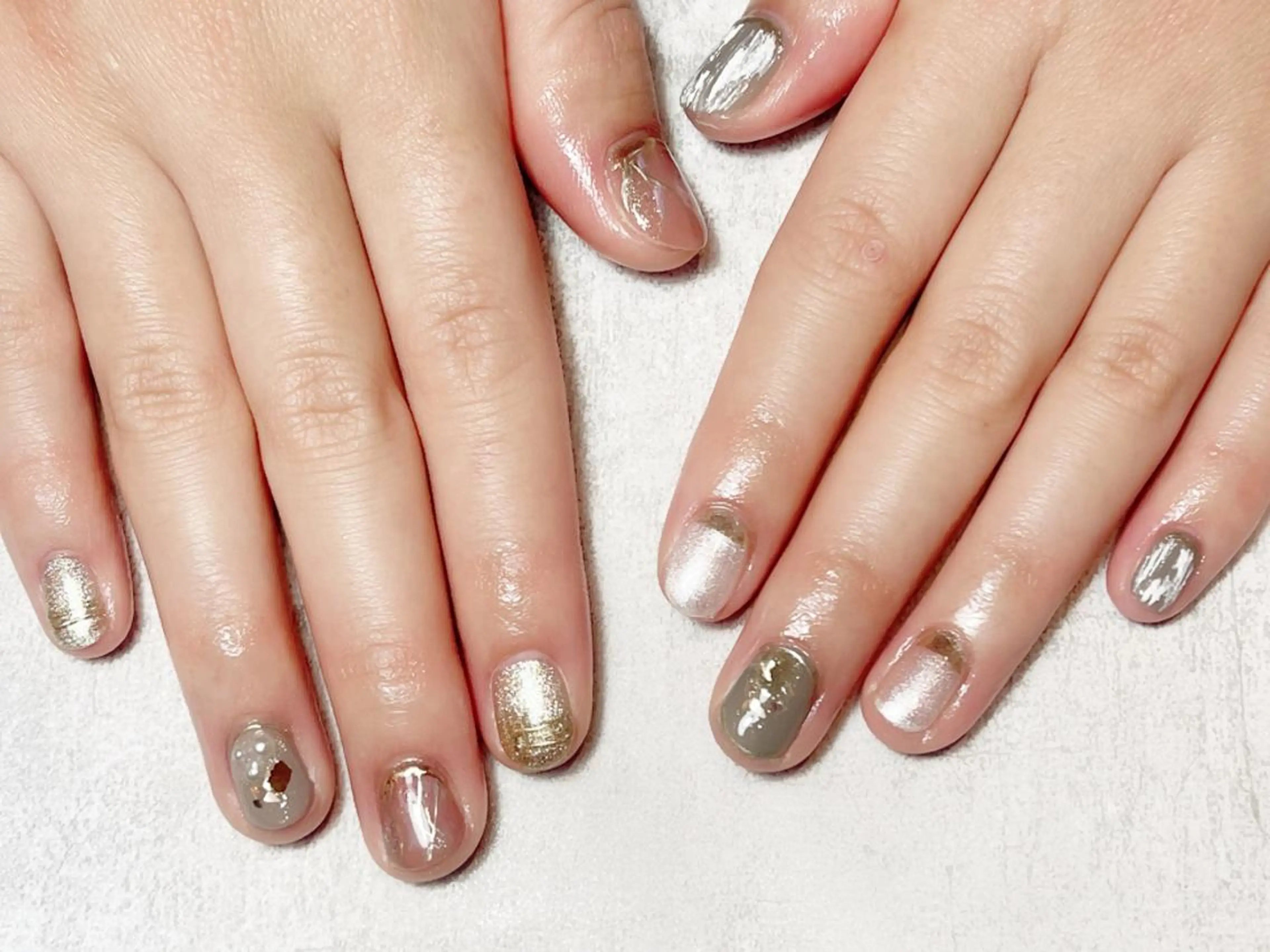 ネイル ニュアンスネイル irono .のネイルデザイン