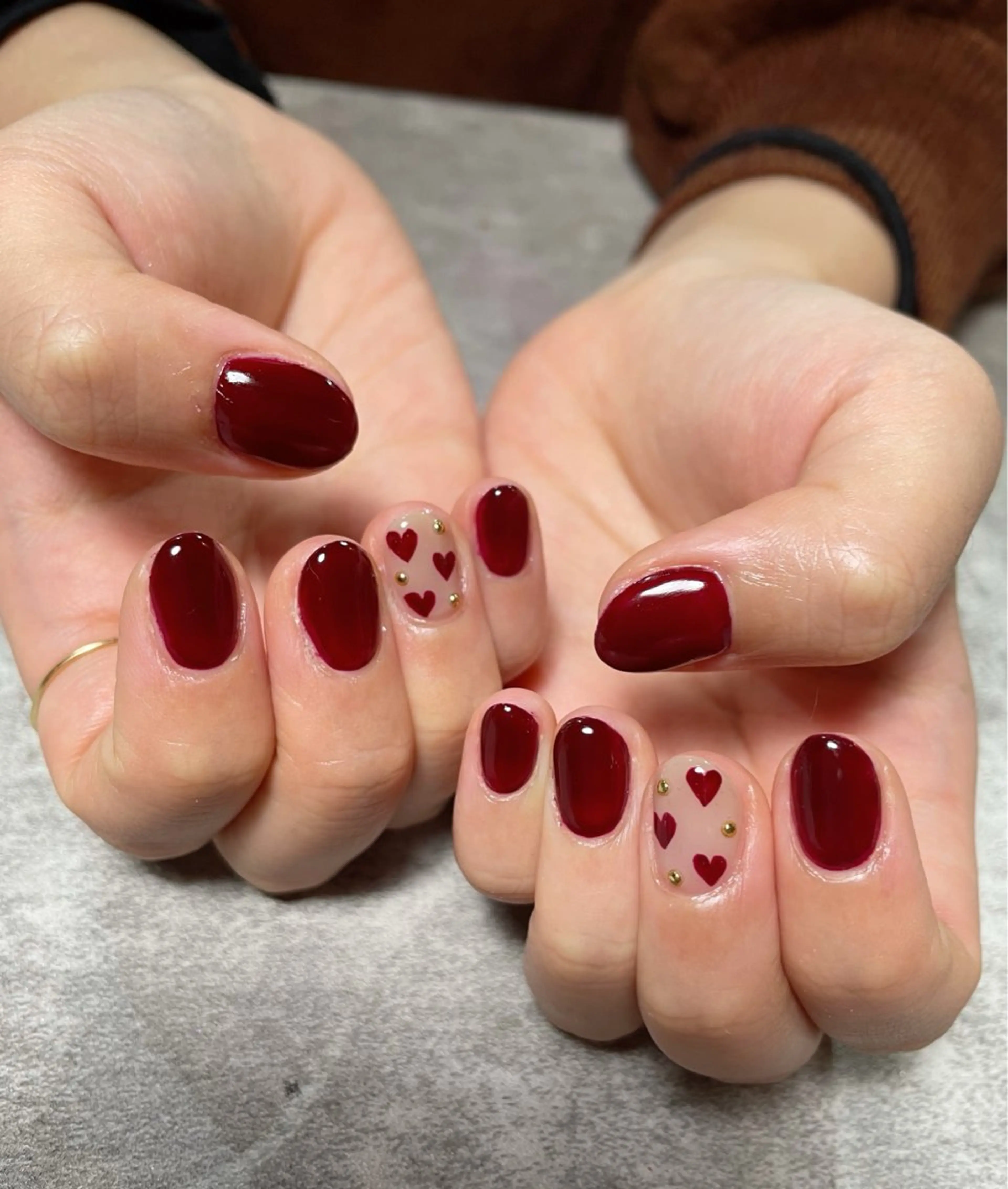 01))ハートネイル フレンチガーリー ボルドー クリスマスネイル ショート ネイル#nail#ネイルアート#ジェル #ネイルデザイン #ショート