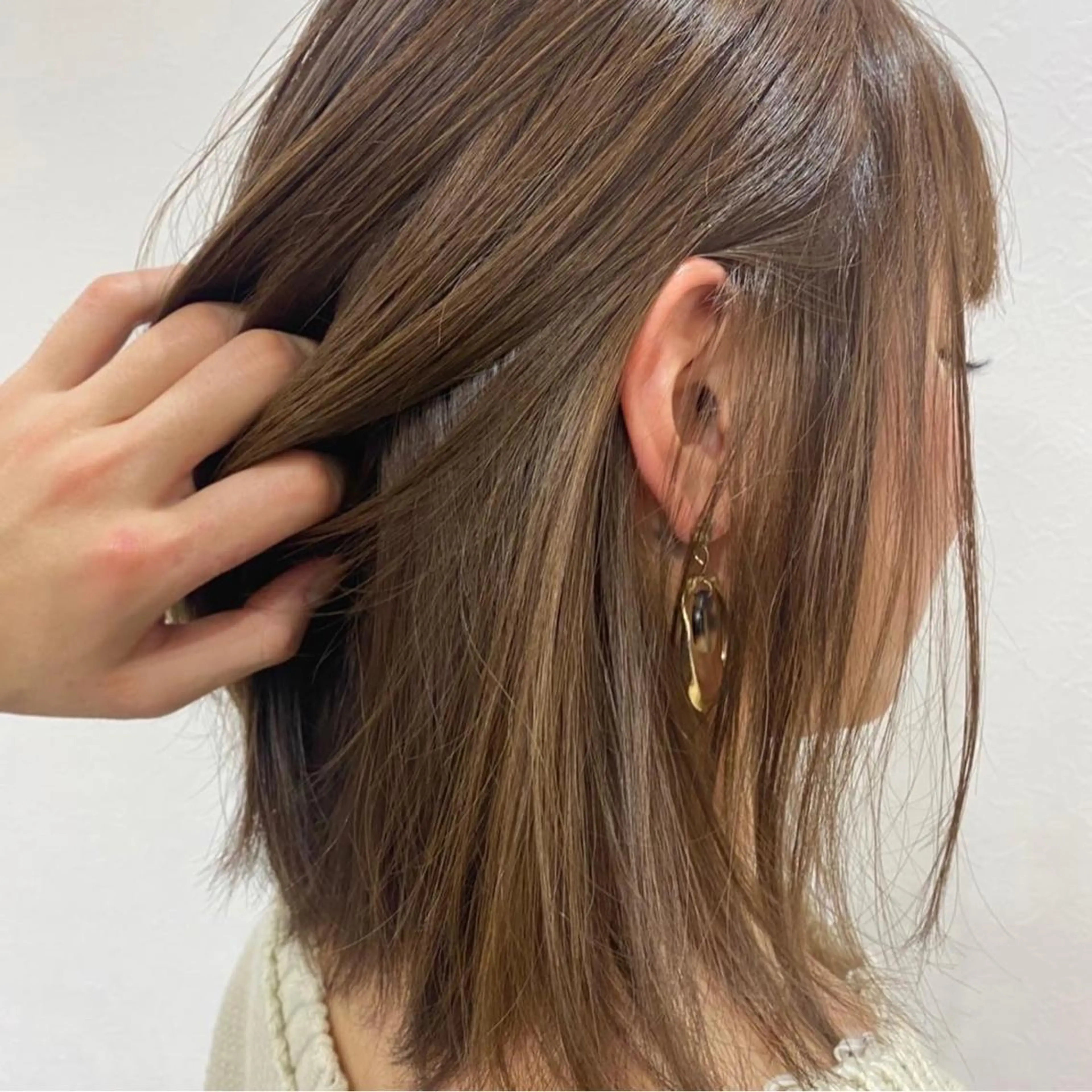 カラー 角田 楓のヘアスタイル
