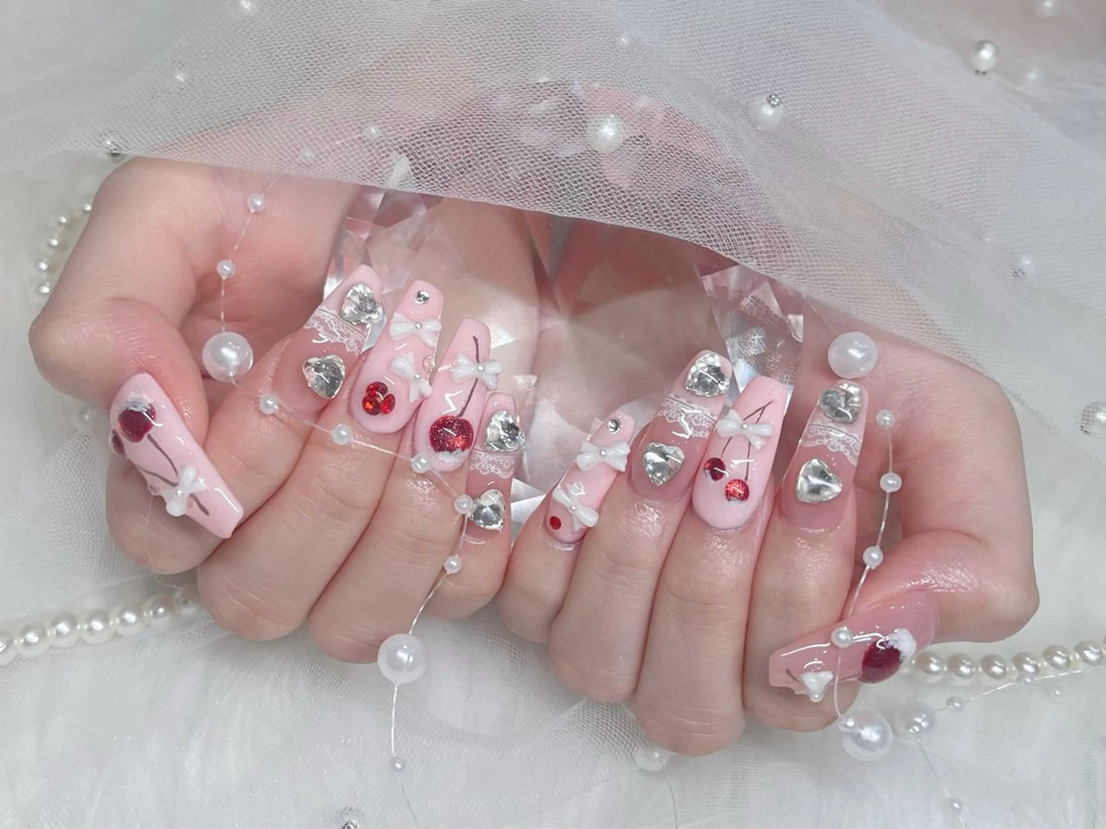ミディアム Chiin Nail Stylistのネイルデザイン