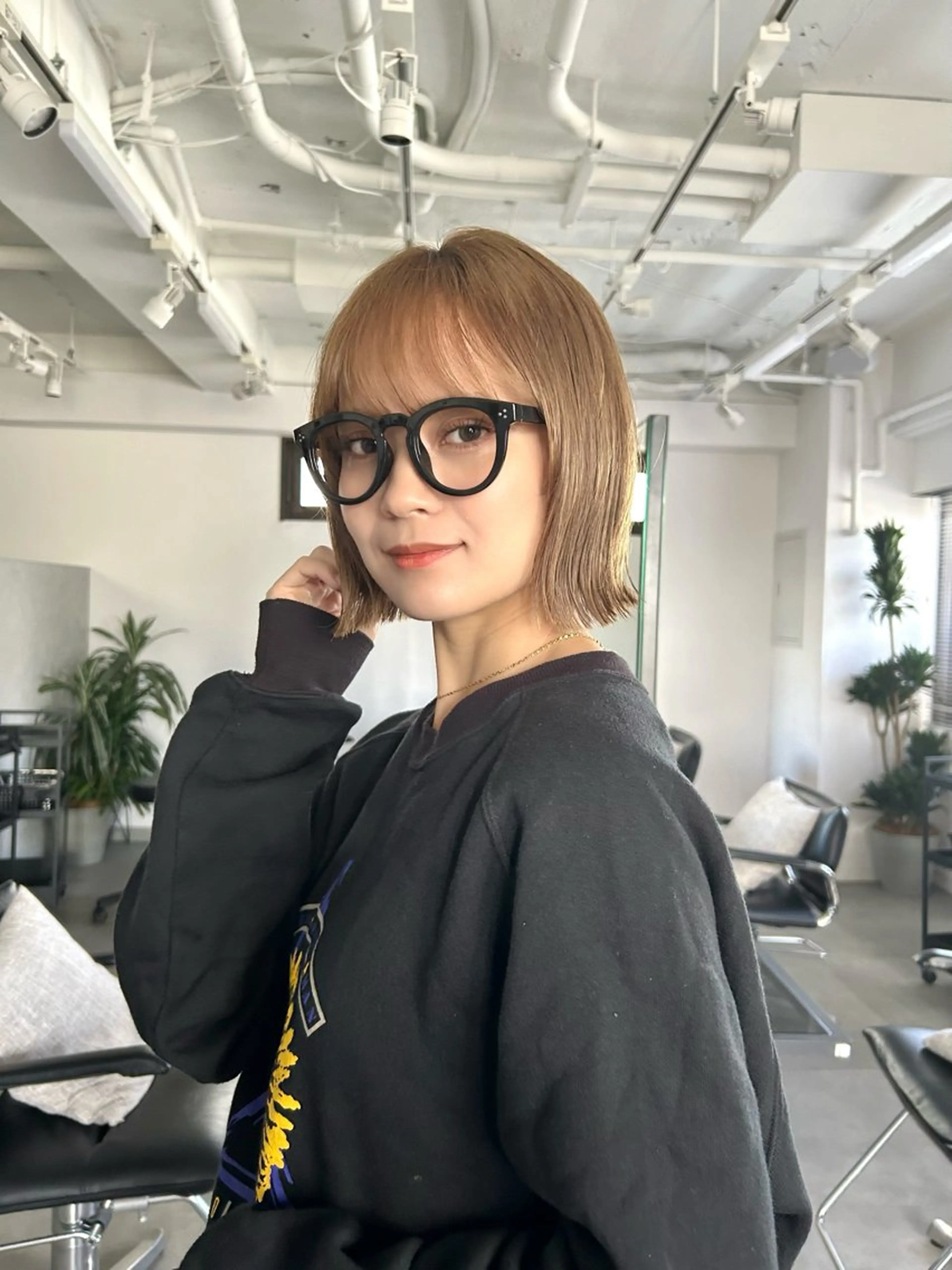 ミディアム カラー ボブ くびれヘア カット ヘアカラー トリートメント 結べるくびれボブ/透 明感カラーtaigaのヘアスタイル