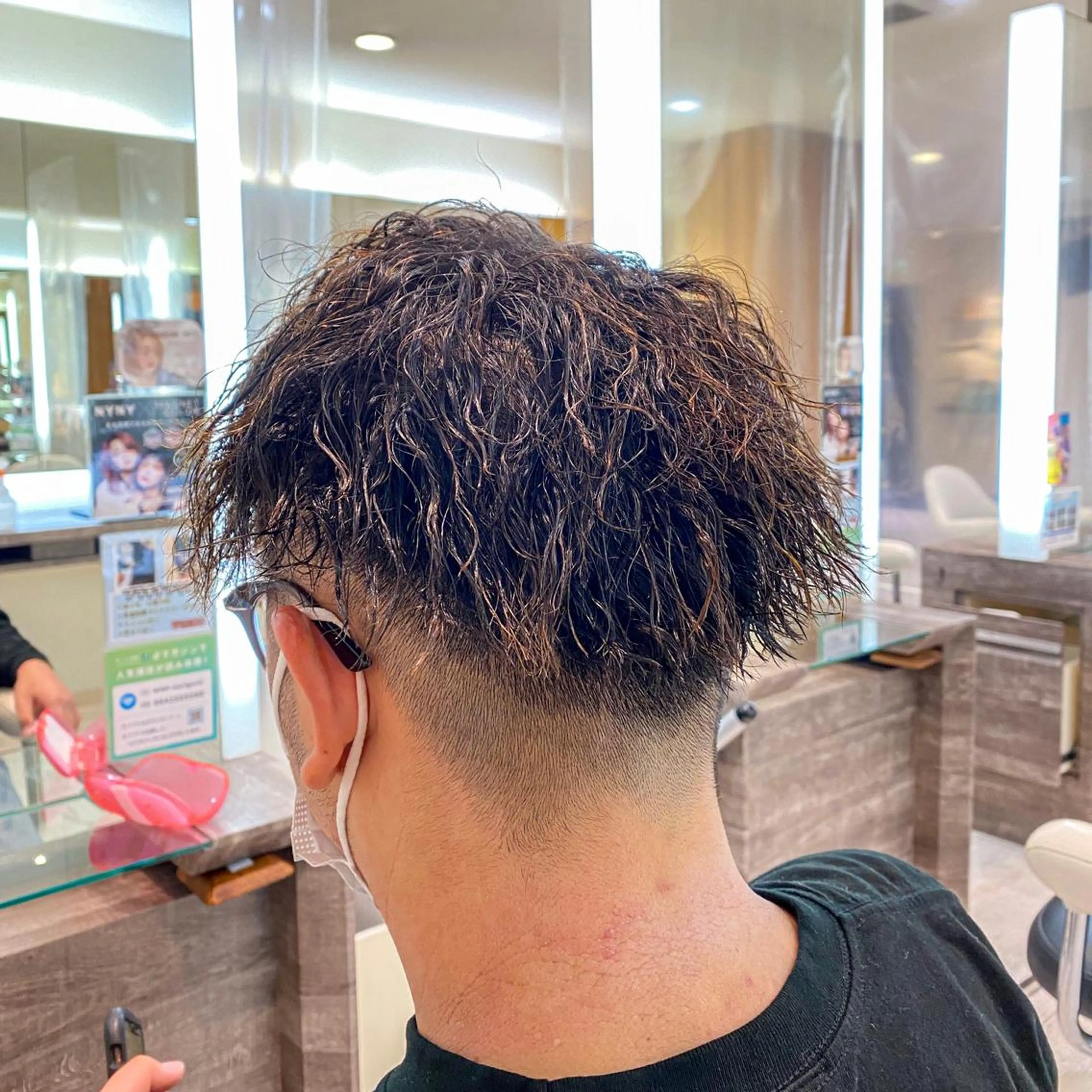 パーマ メンズ カット パーマ トリートメント スパイラル波巻き パーマ井本汰壱のヘアスタイル