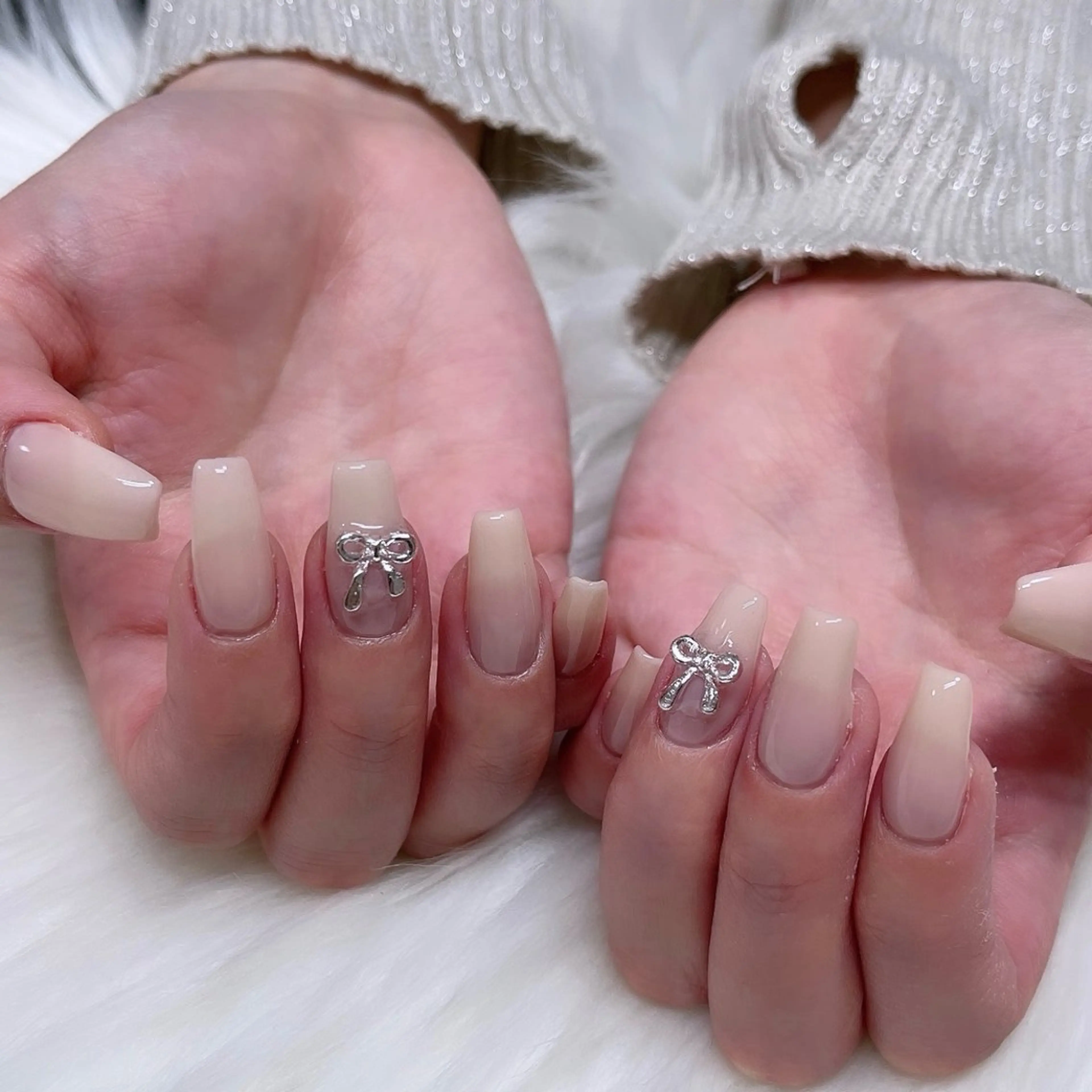 ネイル アートネイル キラキラネイル 韓国ネイル ラメ(グリッター) ロングネイル ハンドネイル 🐕🦺Yappy 💗A-tanのネイルデザイン