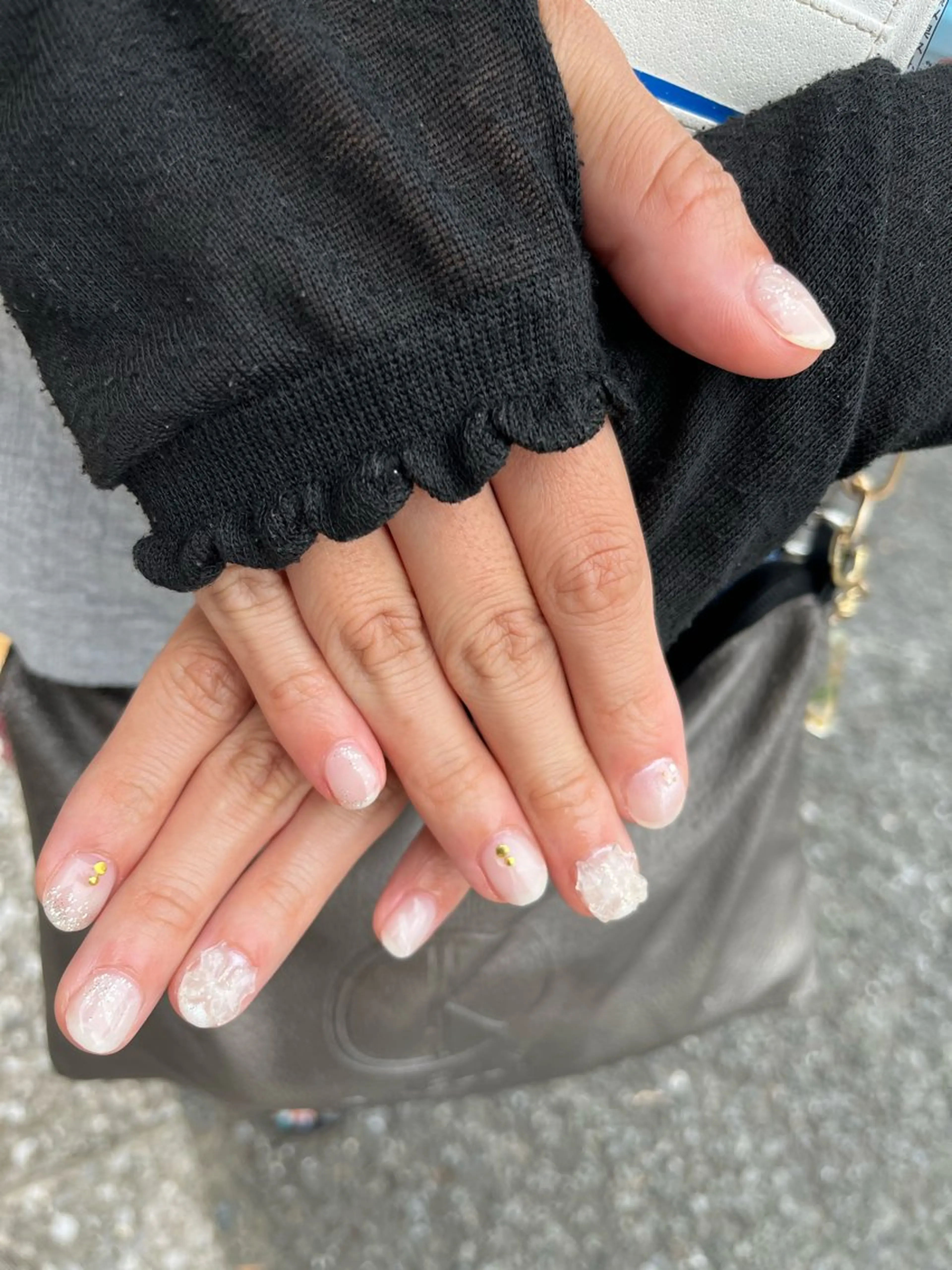 ネイル オレンジ リボン ブライダルネイル ホワイト nail room.のネイルデザイン