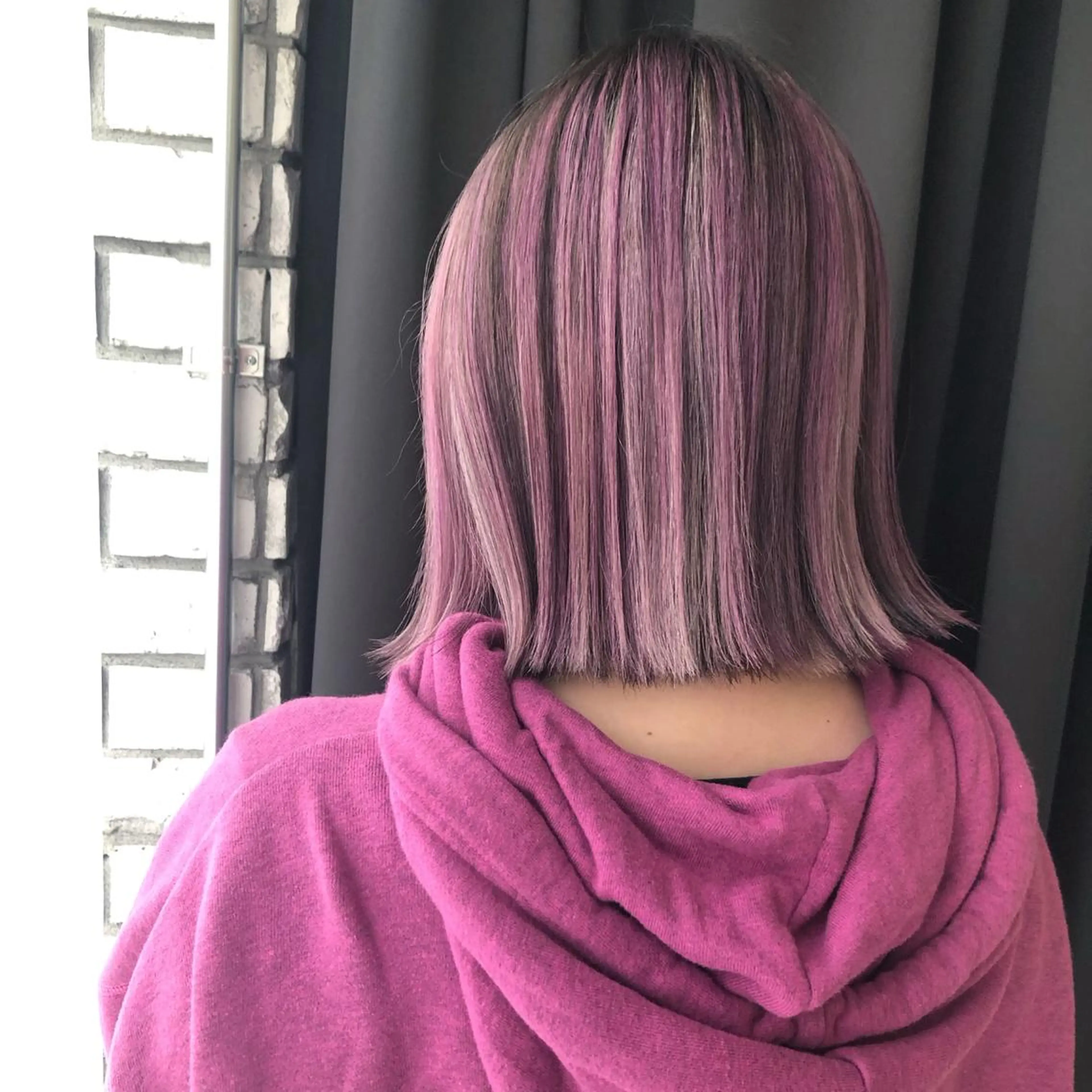 ミディアム カラー ブラウンカラー ハイライトカラー ハイトーンカラー ピンクカラー ハイライト ORIKA 美容室のヘアスタイル