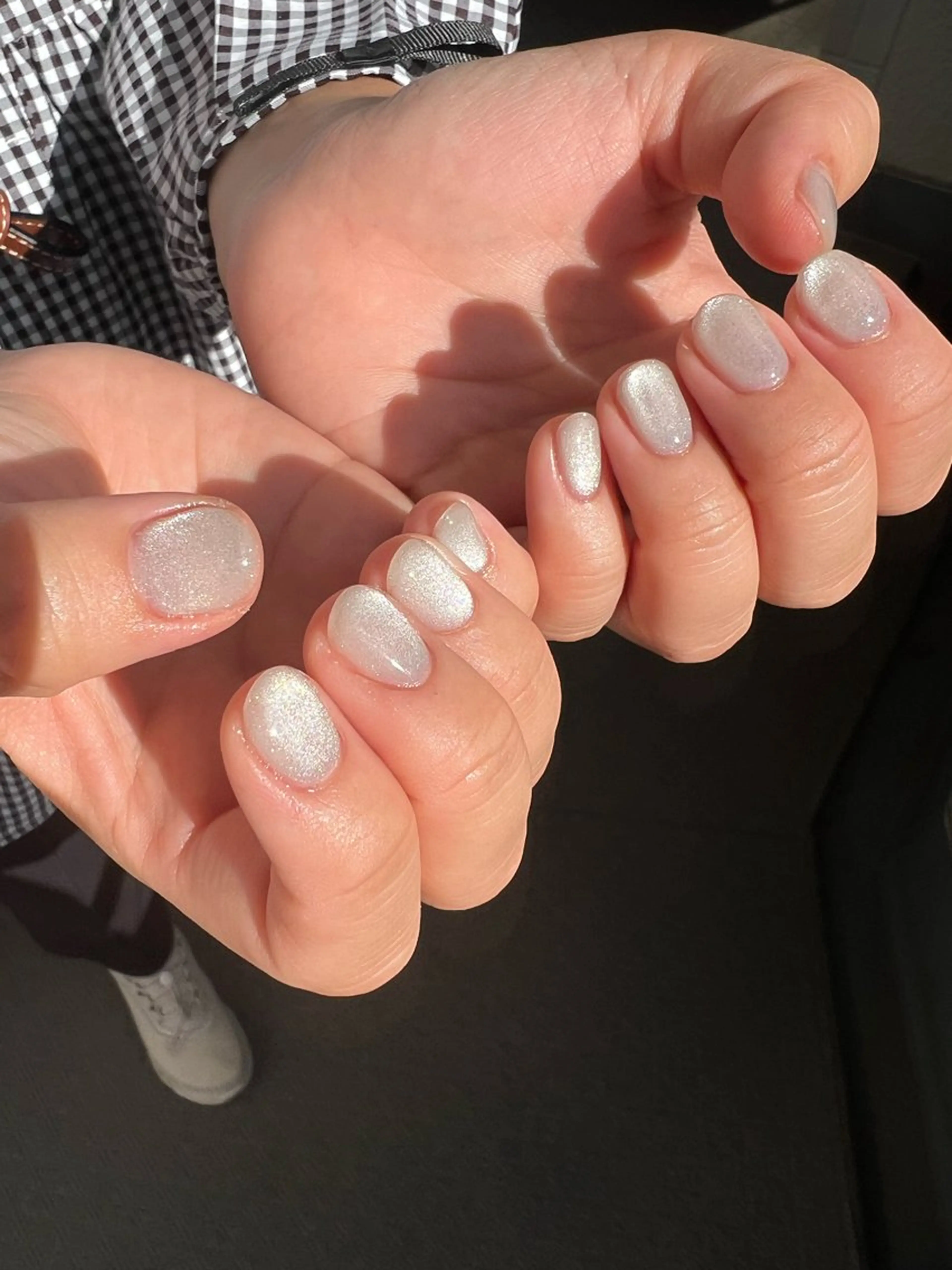 ネイル オーロラネイル ジェルネイル マグネットネイル ニュアンスネイル パラジェル noa nail所属・nailist sakiのネイルデザイン