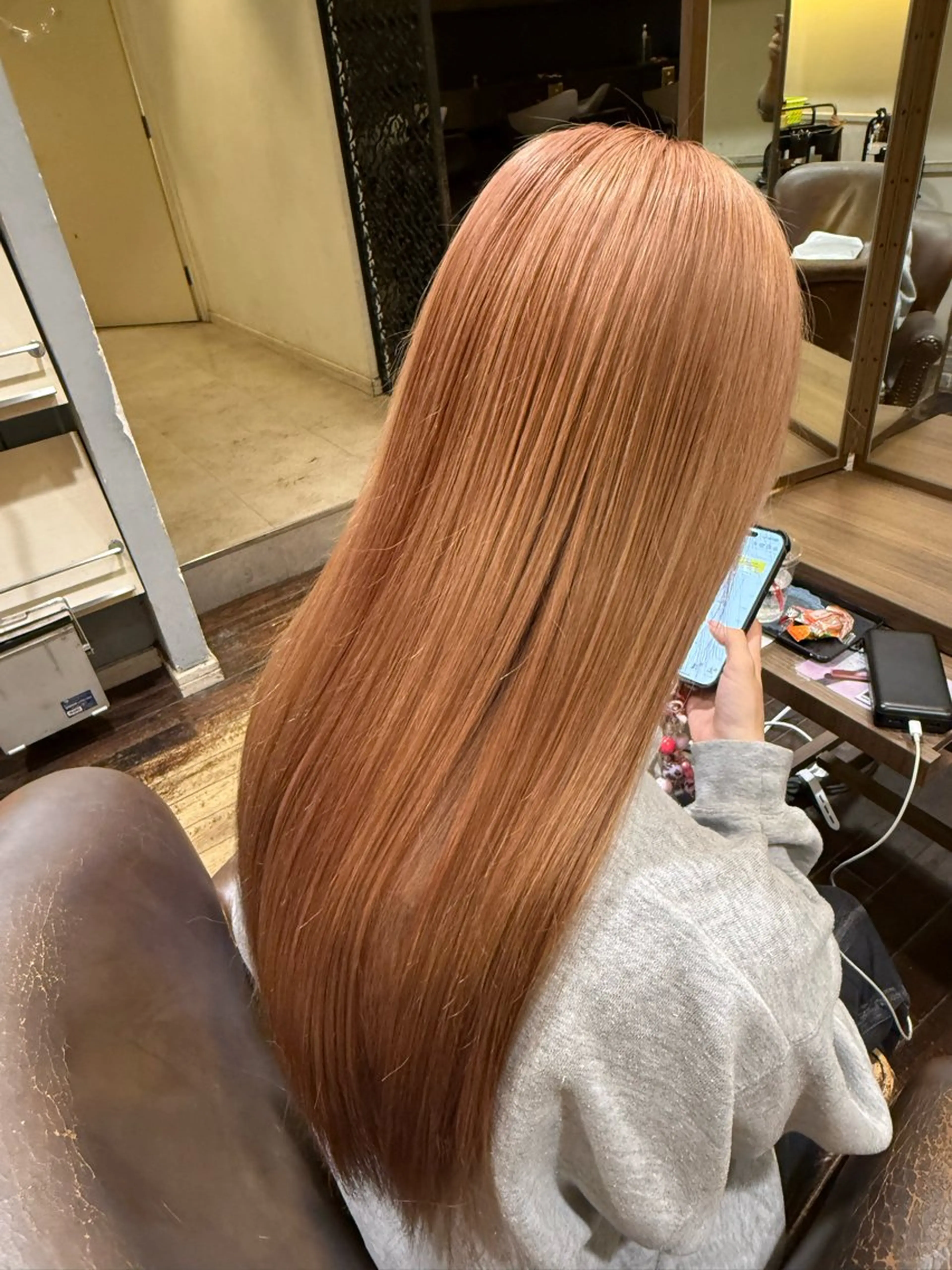 ロング ヘアカラー RADnoel 梅田茶屋町のマツエク・マツパデザイン