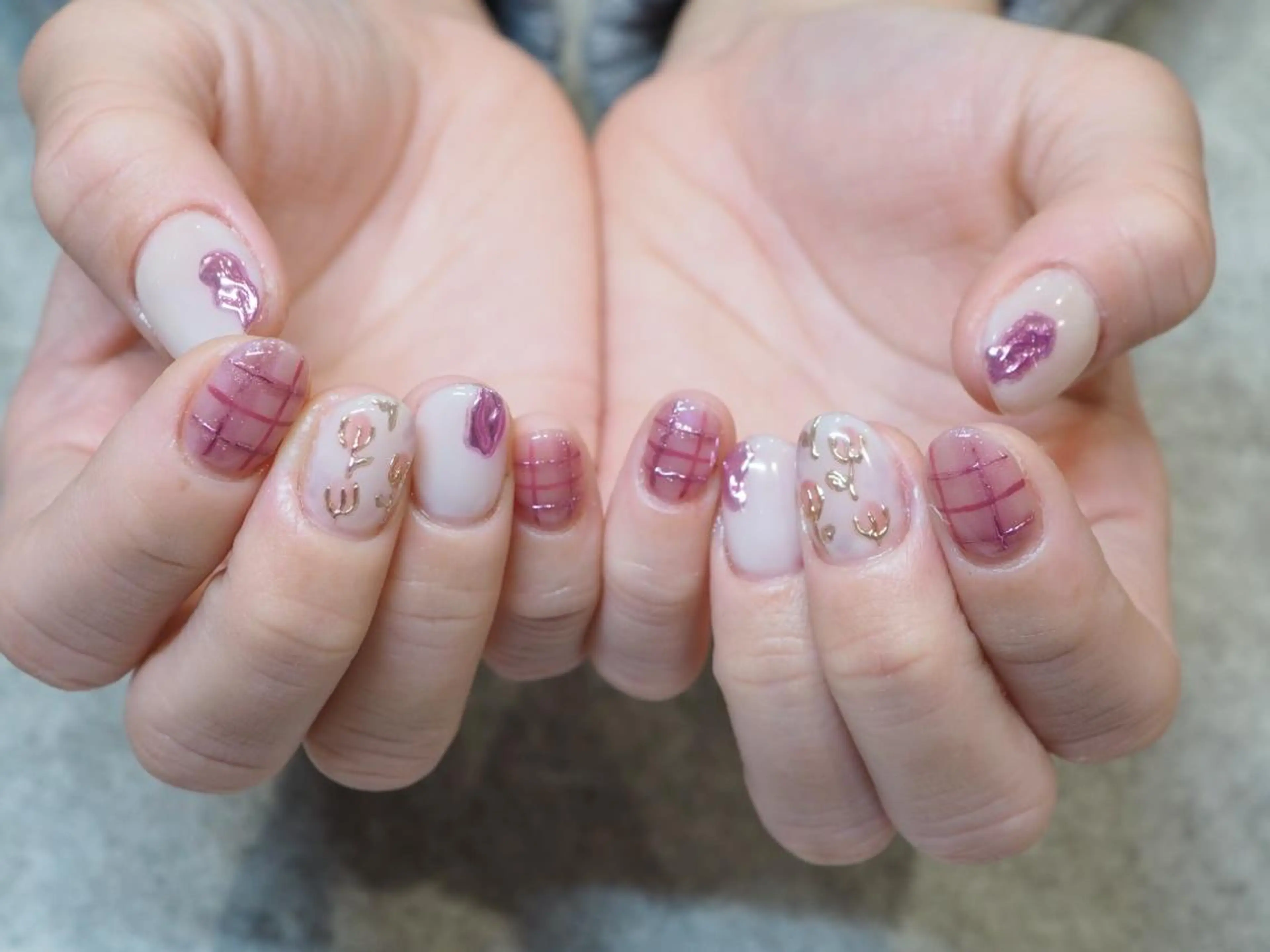 ネイル ハンドネイル 新子 沙枝のネイルデザイン