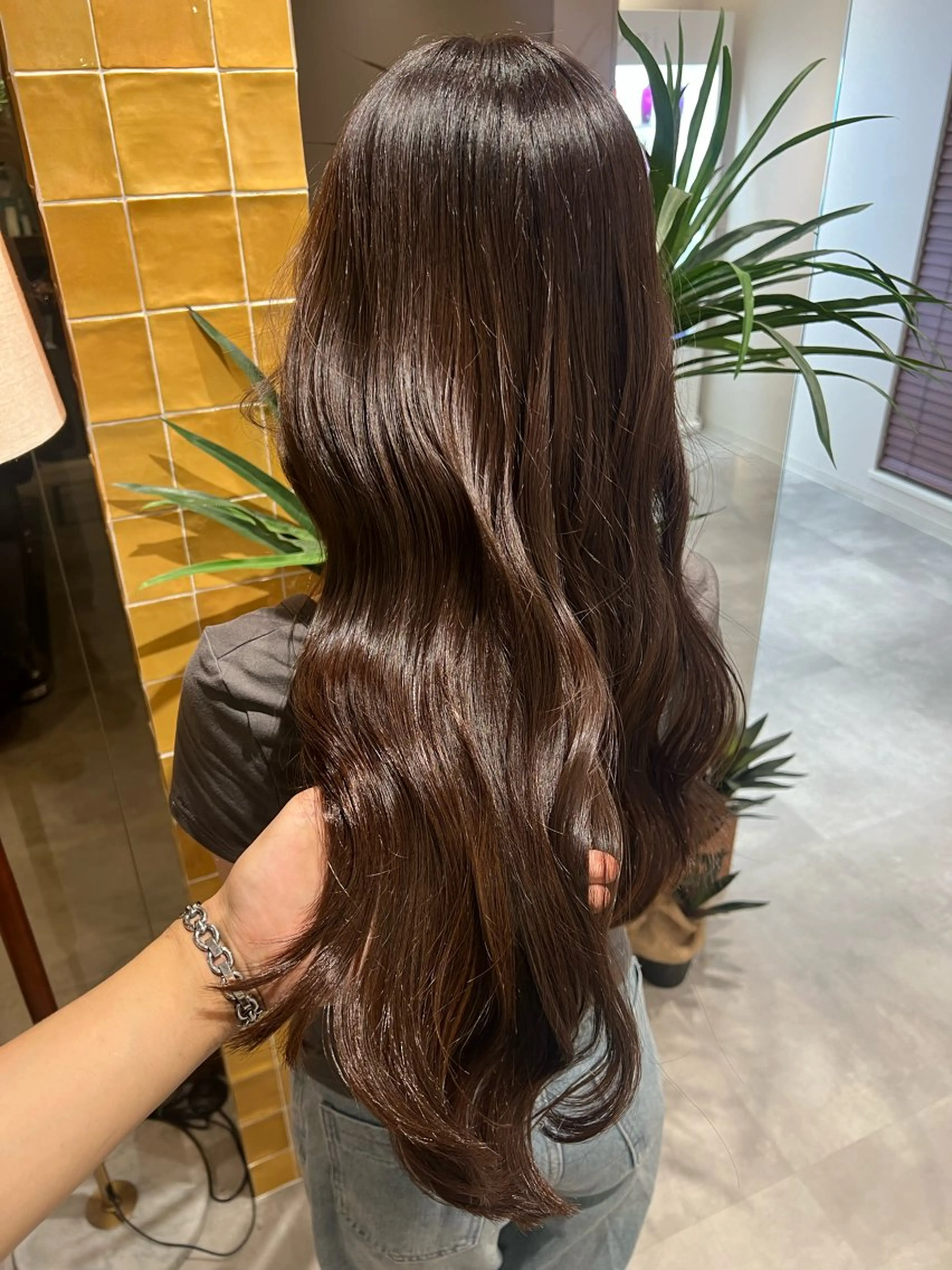 ロング ヘアカラー トリートメント 透明感&巻き髪 韓国ヘア　YUKIのヘアスタイル