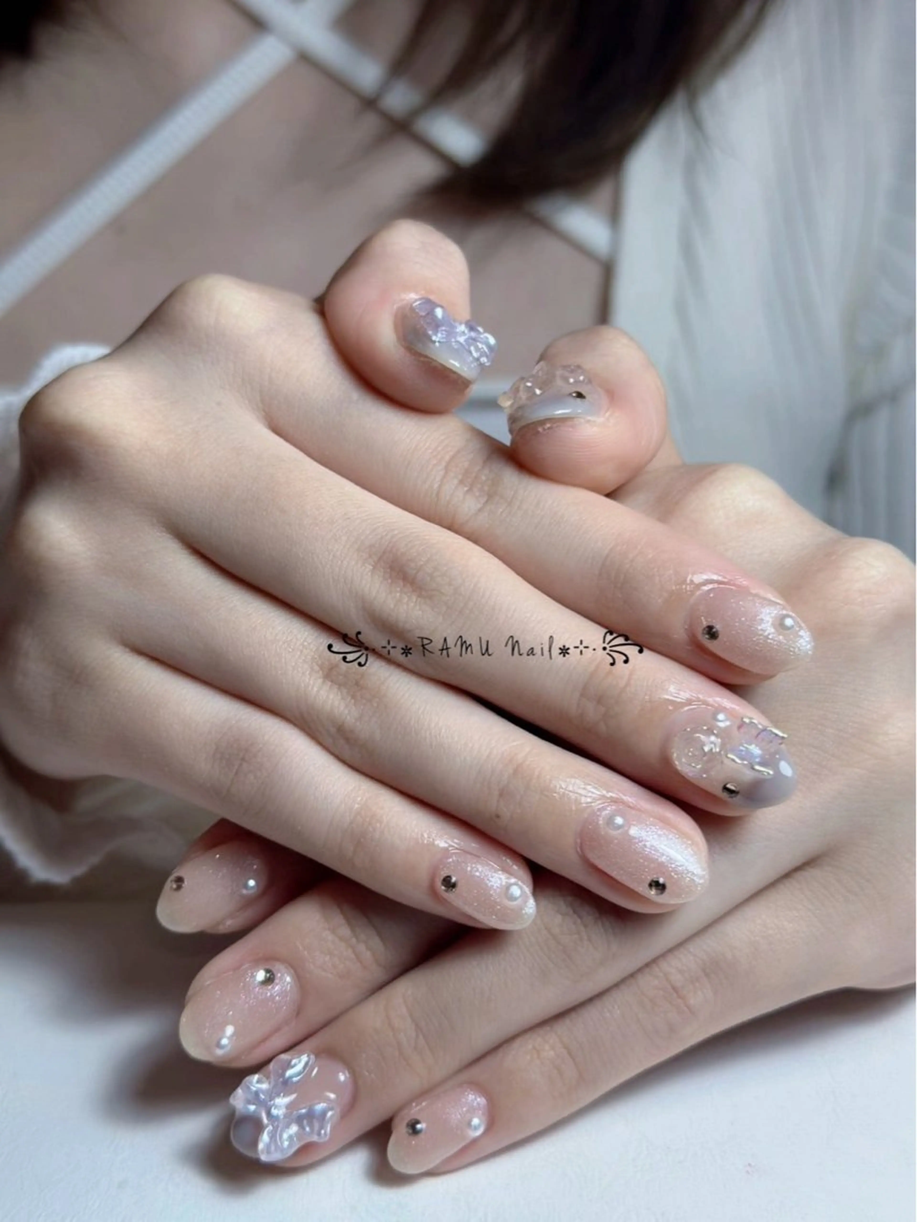 ネイル チークネイル フレンチネイル グラデーション キラキラネイル 韓国ネイル RAMU_Nail 池袋店のネイルデザイン