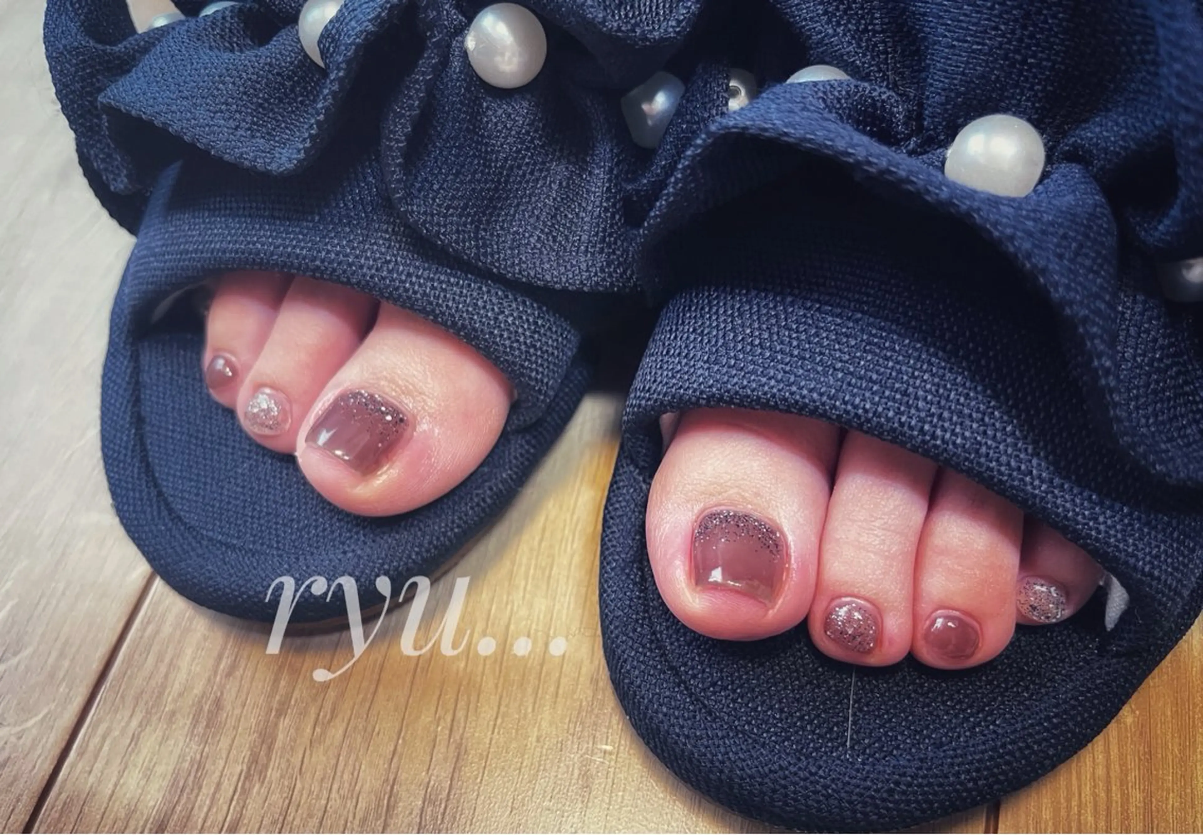 ネイル フットネイル 筒井 美穂のネイルデザイン