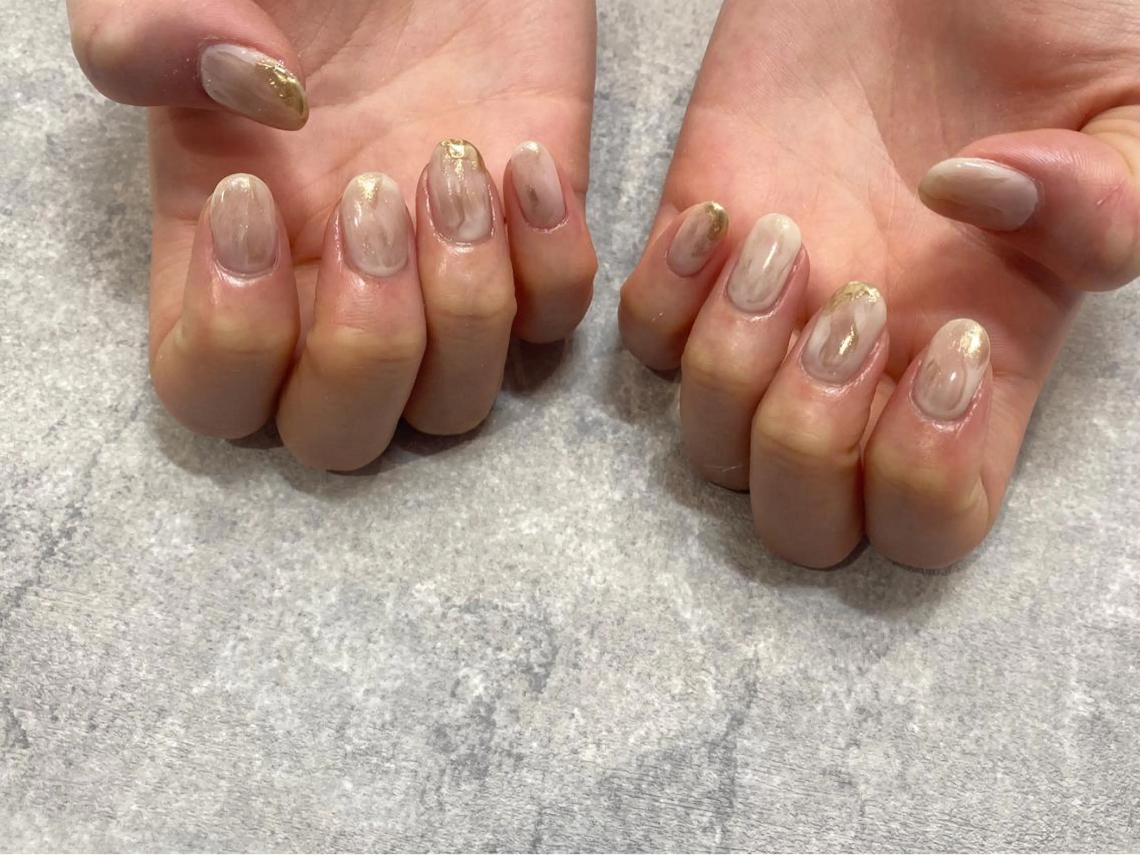 ネイル ハンドネイル NINEnami ニュアンスネイルのネイルデザイン