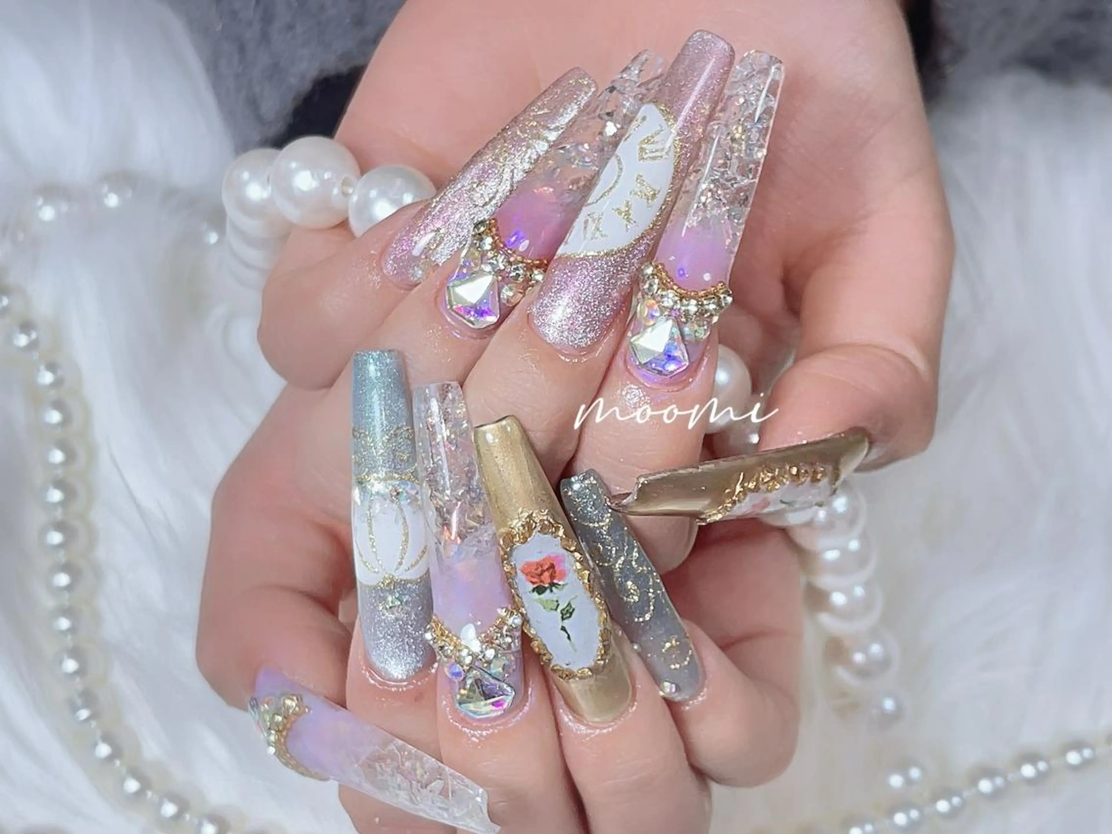 ネイル 𓇼𓈒𓏸ゆリ .Moomi 🎐のネイルデザイン