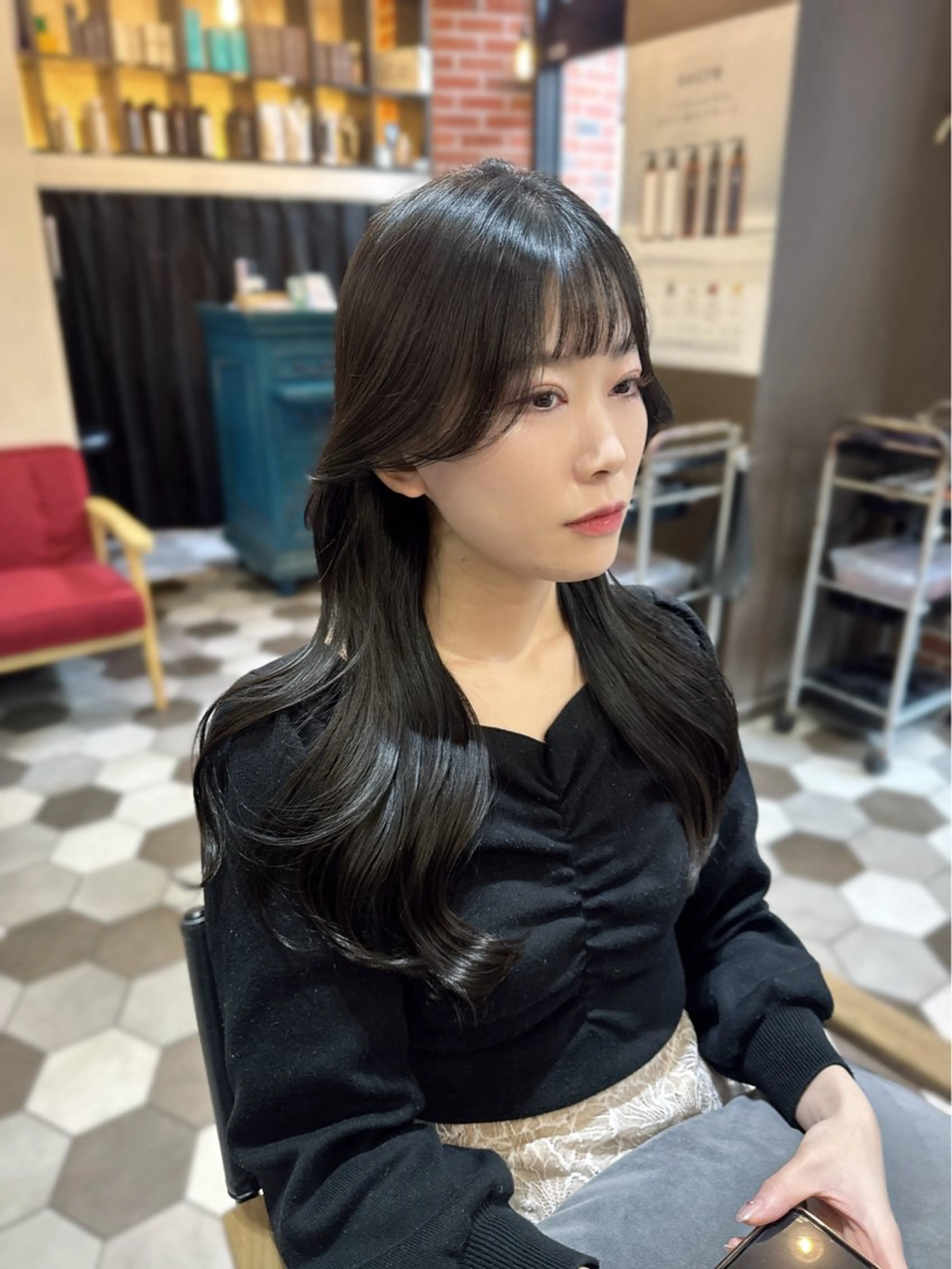 ロング カラー ヘアアレンジ くびれヘア くせ毛 韓国風ヘア 縮毛矯正 カット ヘアカラー 縮毛矯正 トリートメント 酸性縮毛矯正🧴韓国 レイヤー/髪質改善のヘアスタイル