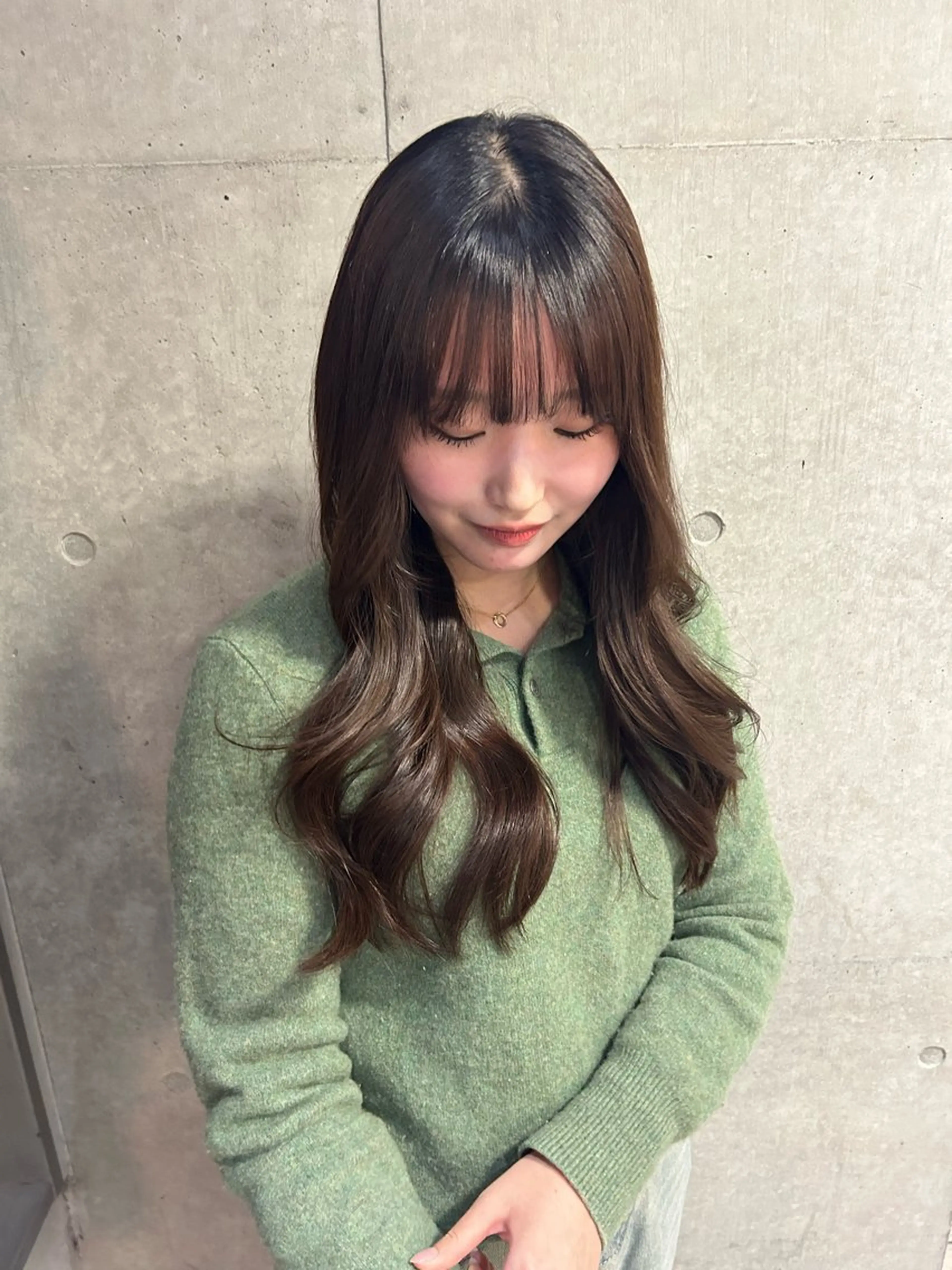 ロング レイヤーカット/ルー ツカラー/EMIRIのヘアスタイル