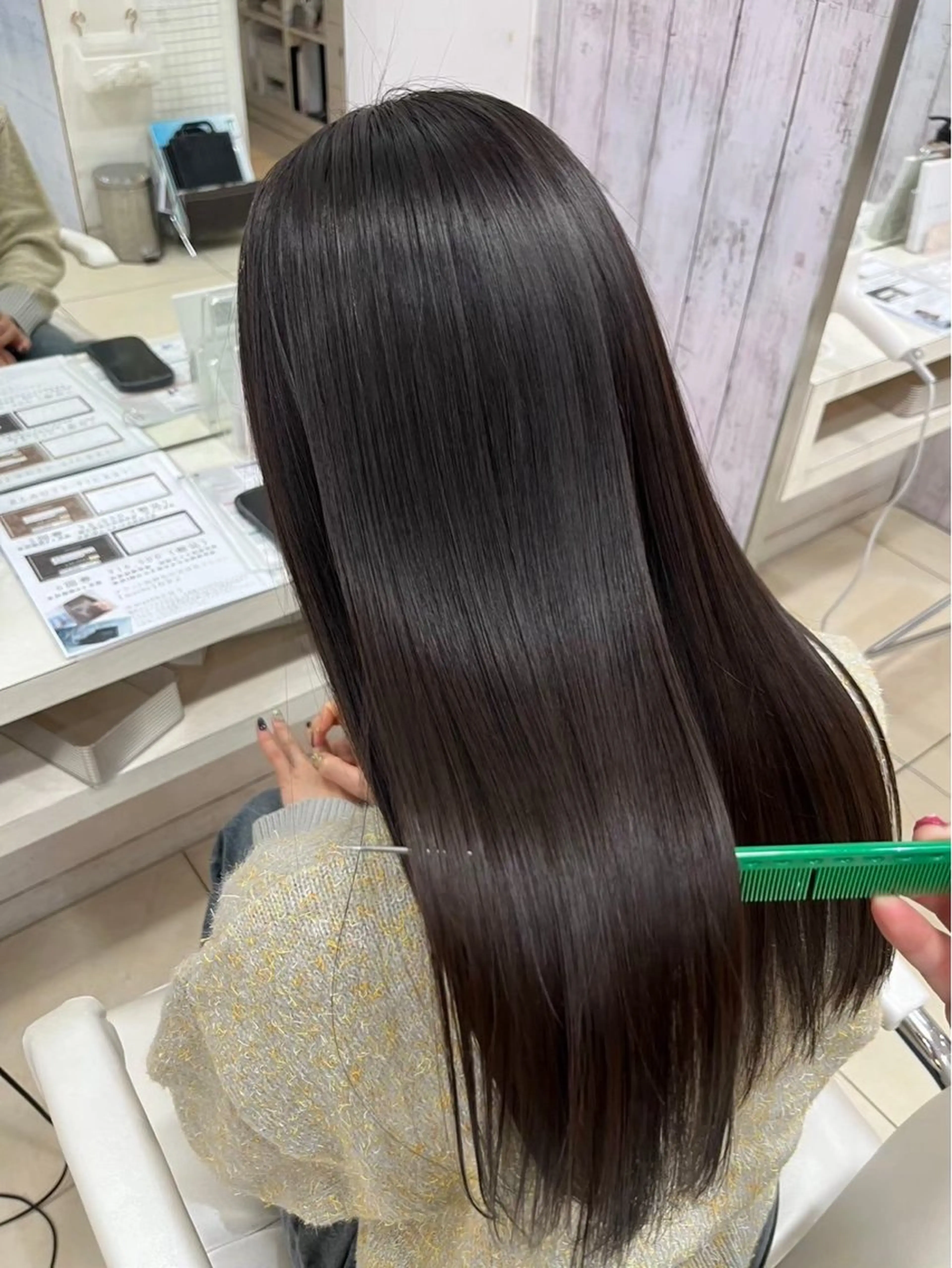 ロング カラー トリートメント カット ヘアカラー トリートメント まとまらない髪に🌼 髪質改善｜長島 彩瑛のヘアスタイル