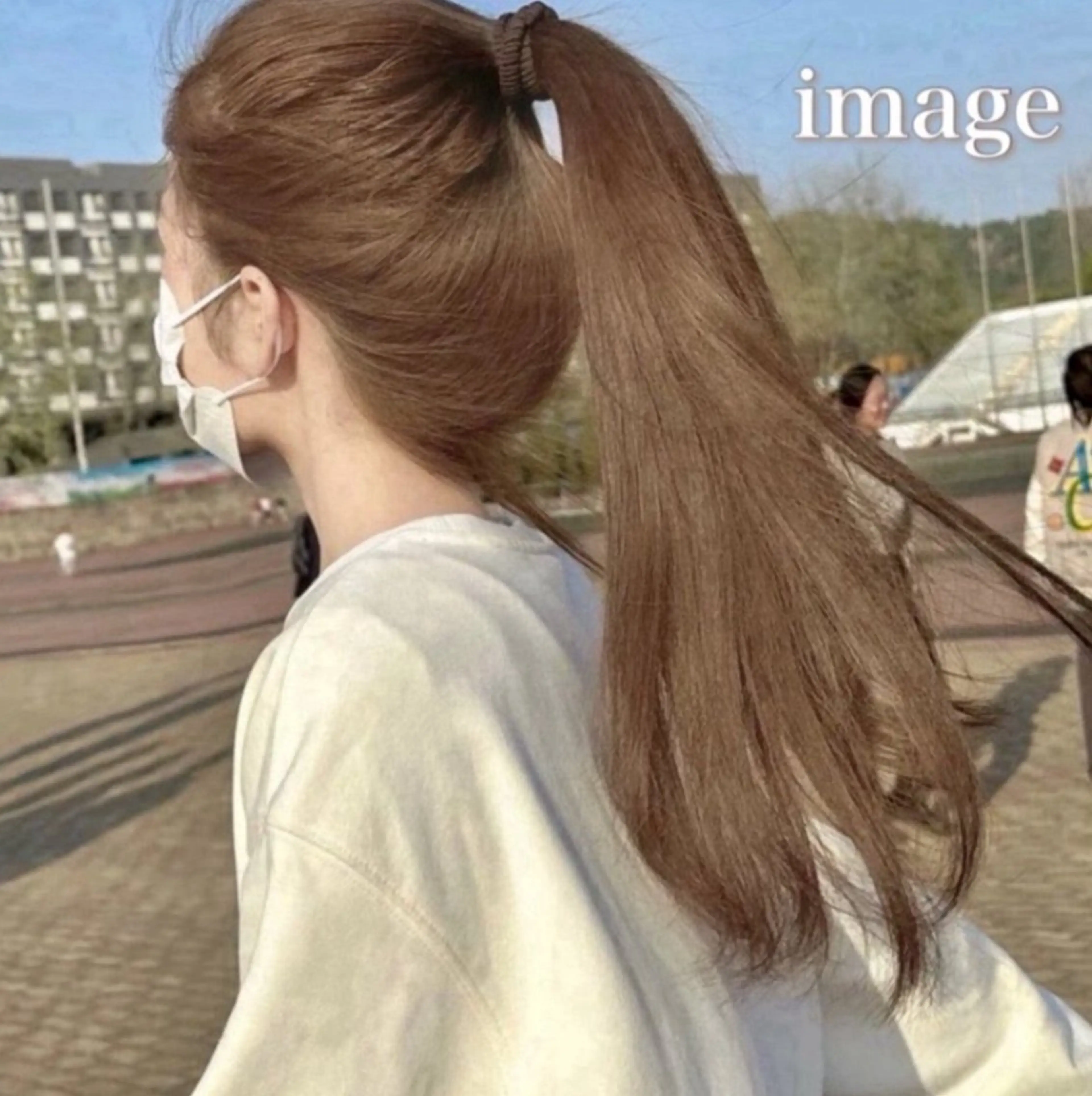 ロング カラー 🫧うる艶トレンド 🫧透明感カラーのヘアスタイル