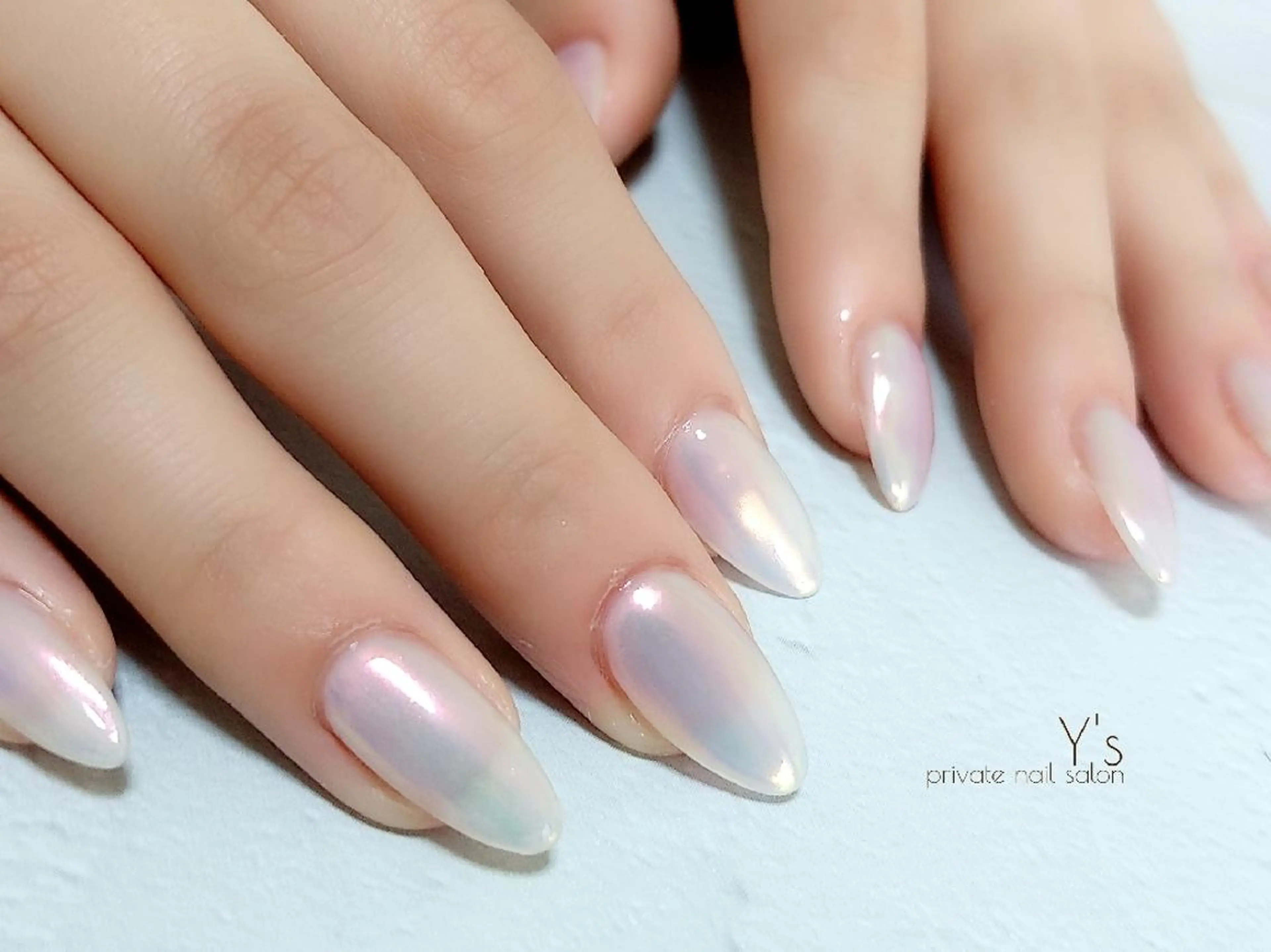 ネイル ハンドネイル YUMI NAGAI  のネイルデザイン