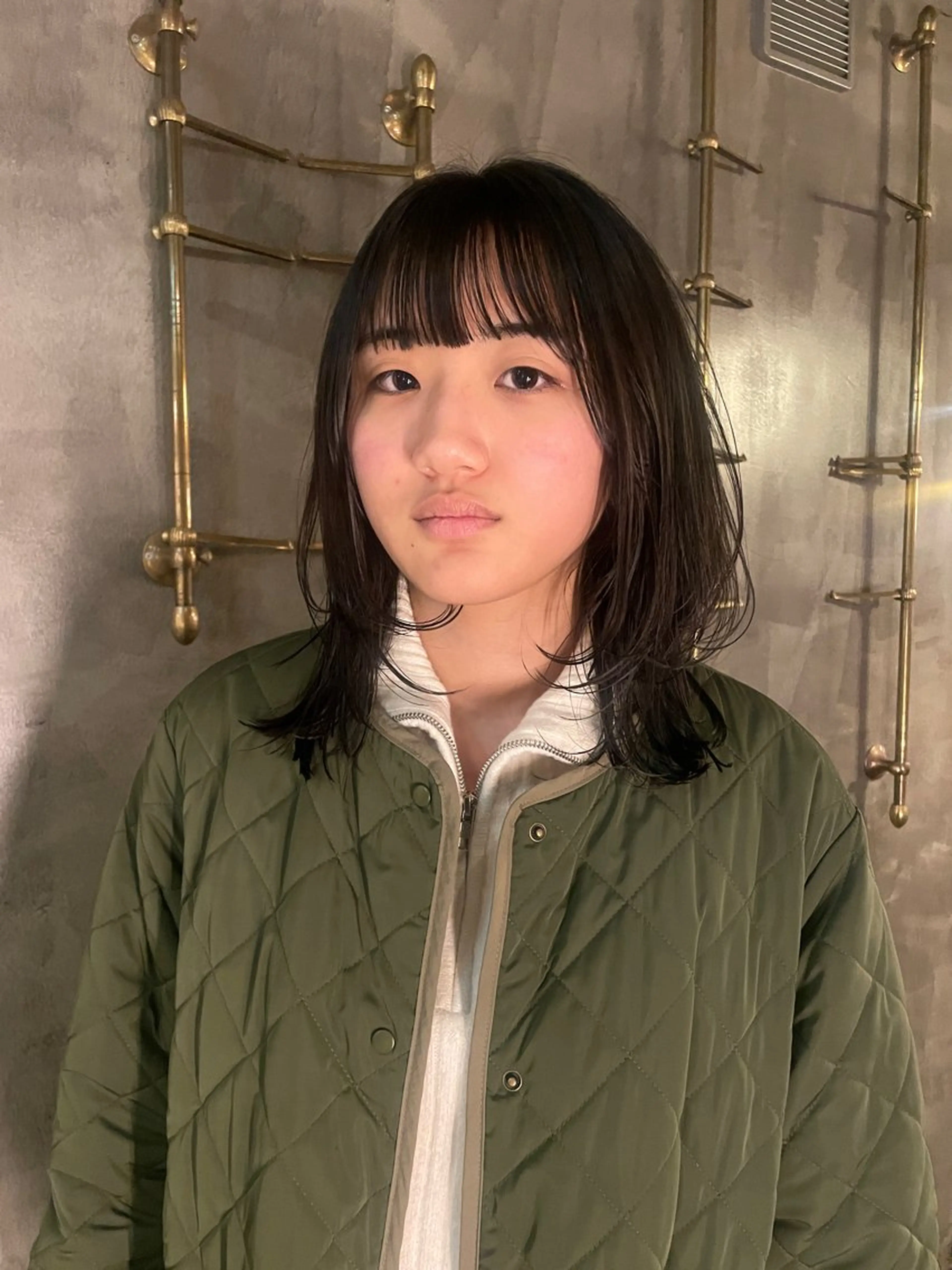 ミディアム カラー パーマ ヘアアレンジ レイヤー/ 透明感カラー/マドカのヘアスタイル
