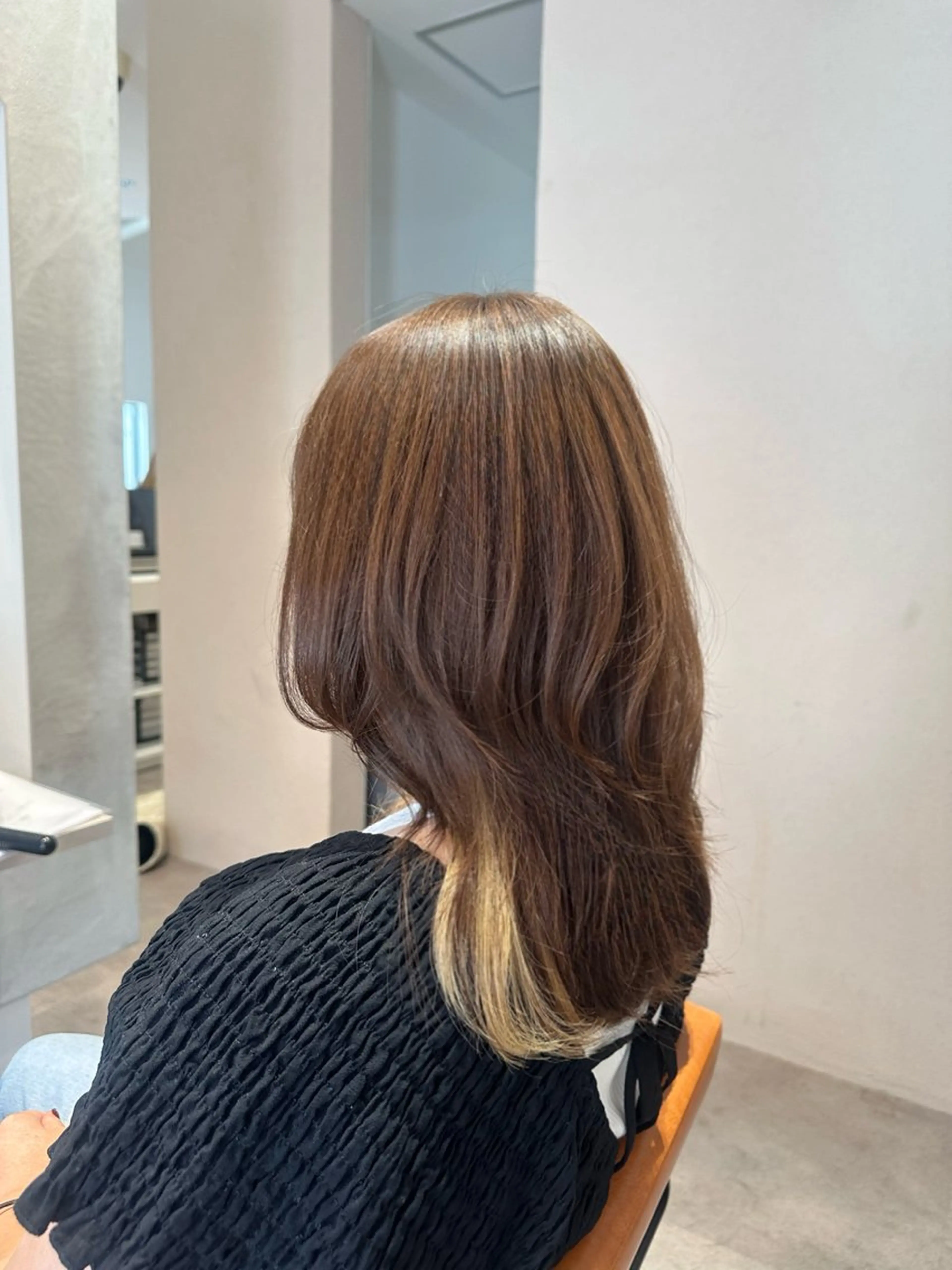 ミディアム くびれヘア レイヤーカット カット hair's  BEAU所属・荒木 千琴のヘアスタイル