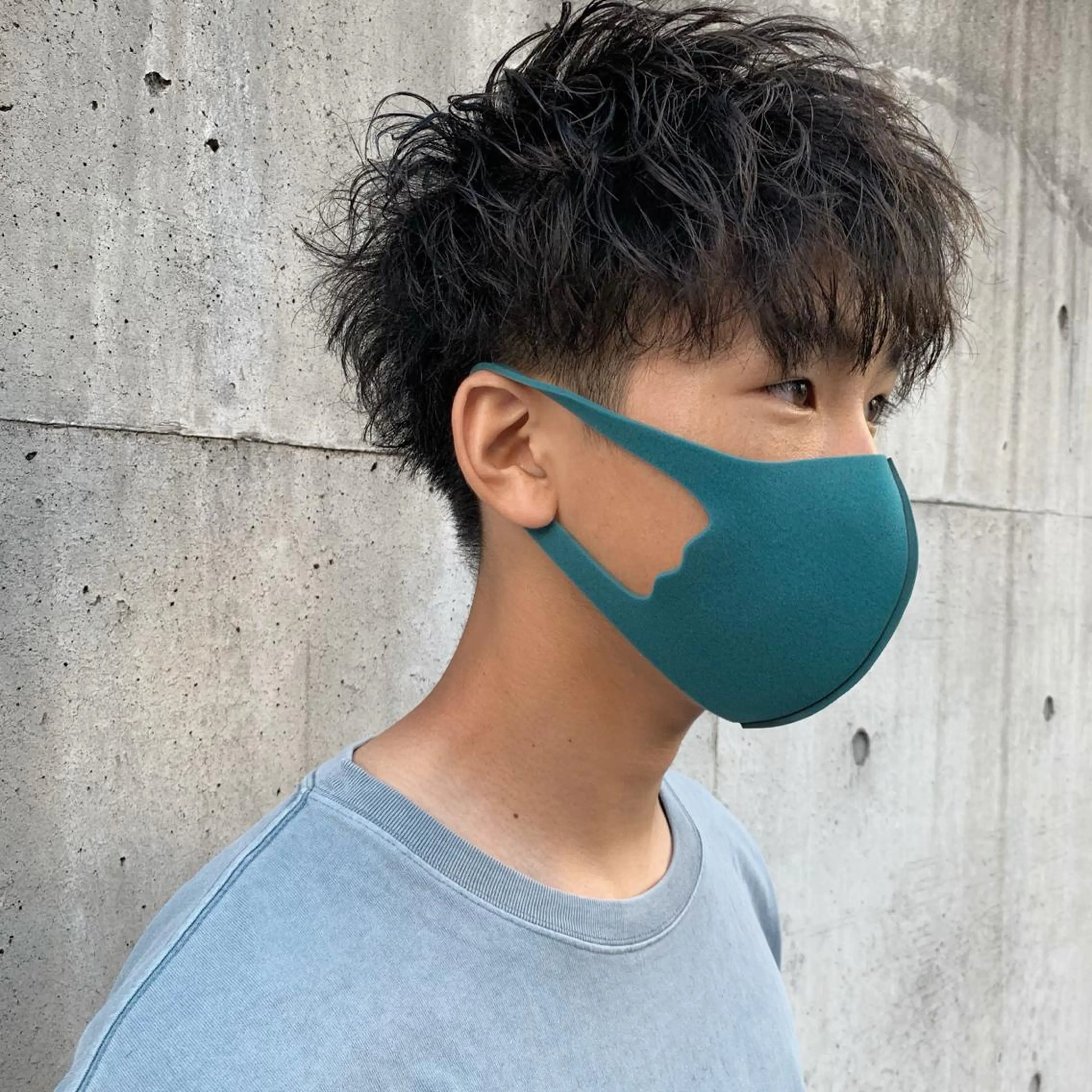 パーマ メンズ メンズハイトーン カルマパーマ メンズ韓国風 マッシュウルフ マッシュ SALOWIN表参道店所属・マンツーマン×半個室 まちだきょうすけのヘアスタイル