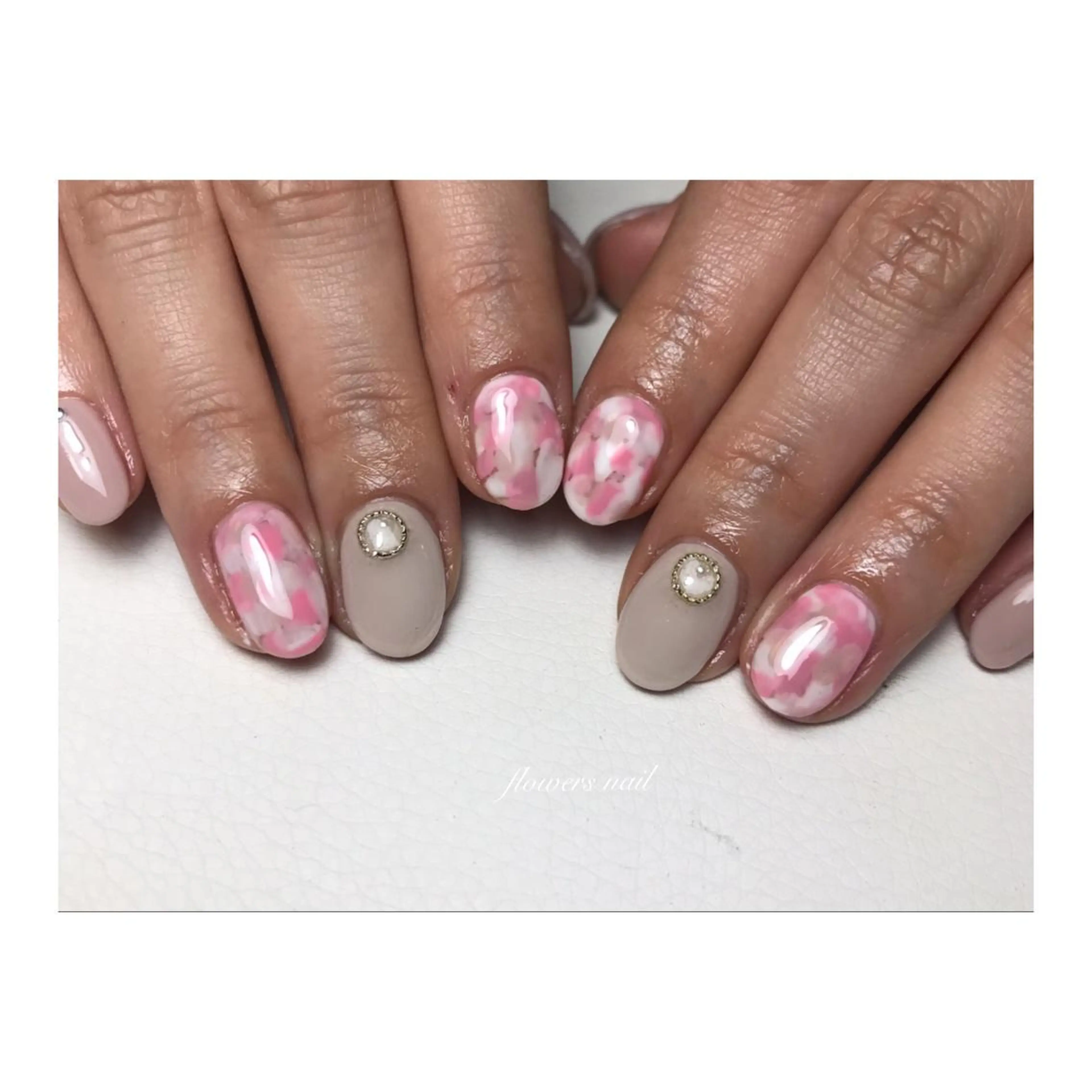 ネイル オフィスネイル flowers nailのネイルデザイン