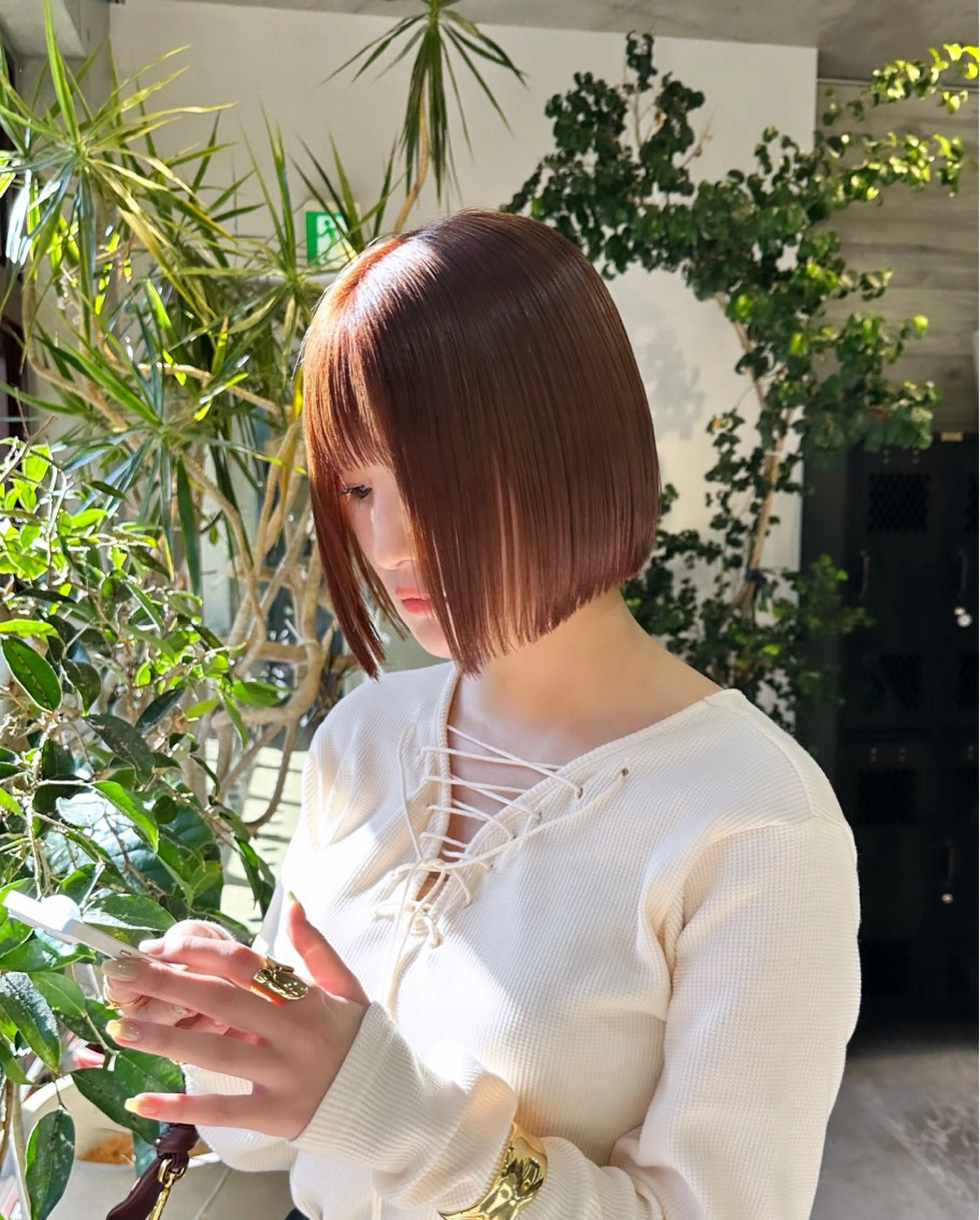 ショート 抜きっぱなしブロンド ササキカズマのヘアスタイル