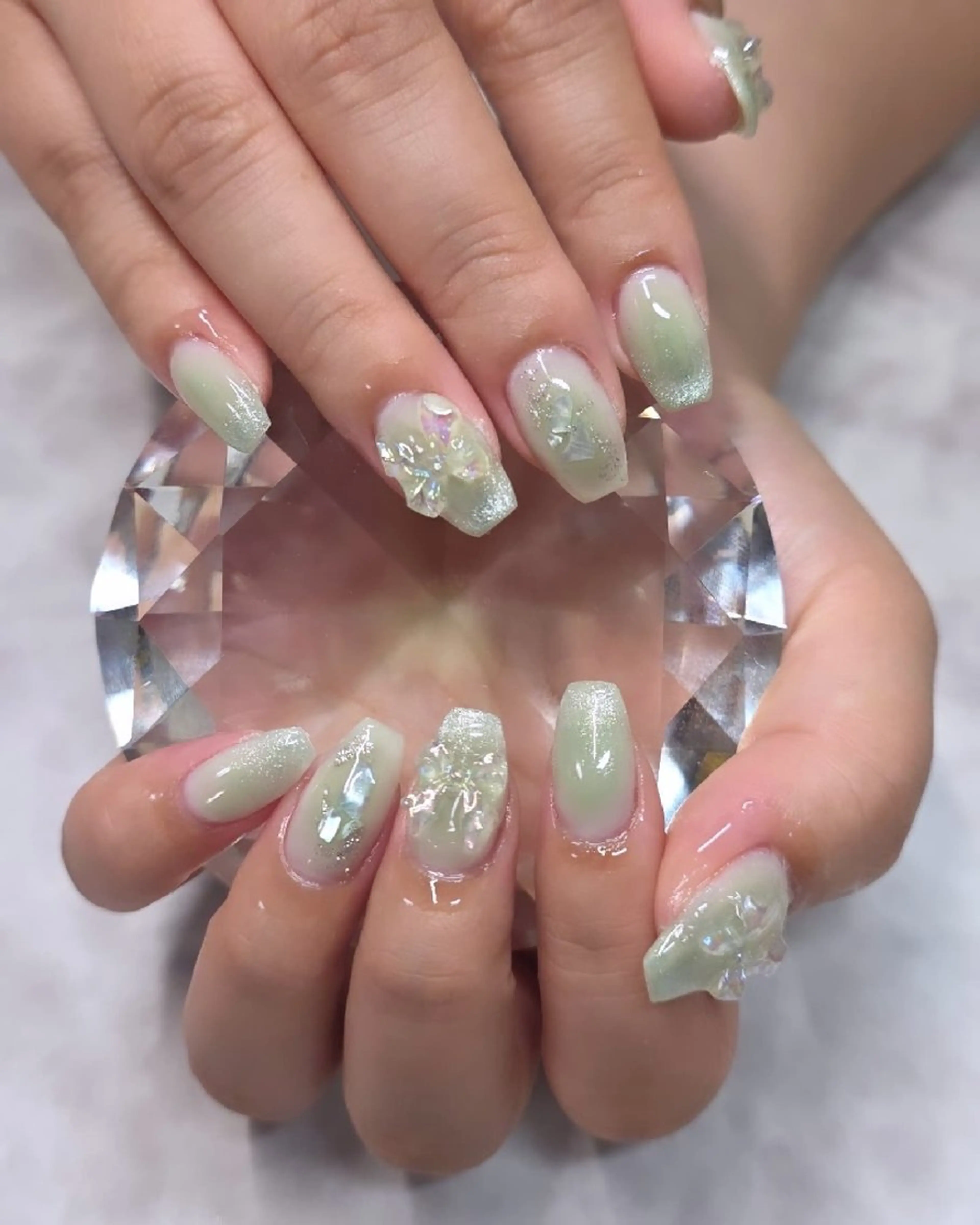 ネイル チークネイル nailsalon glow sayaのネイルデザイン