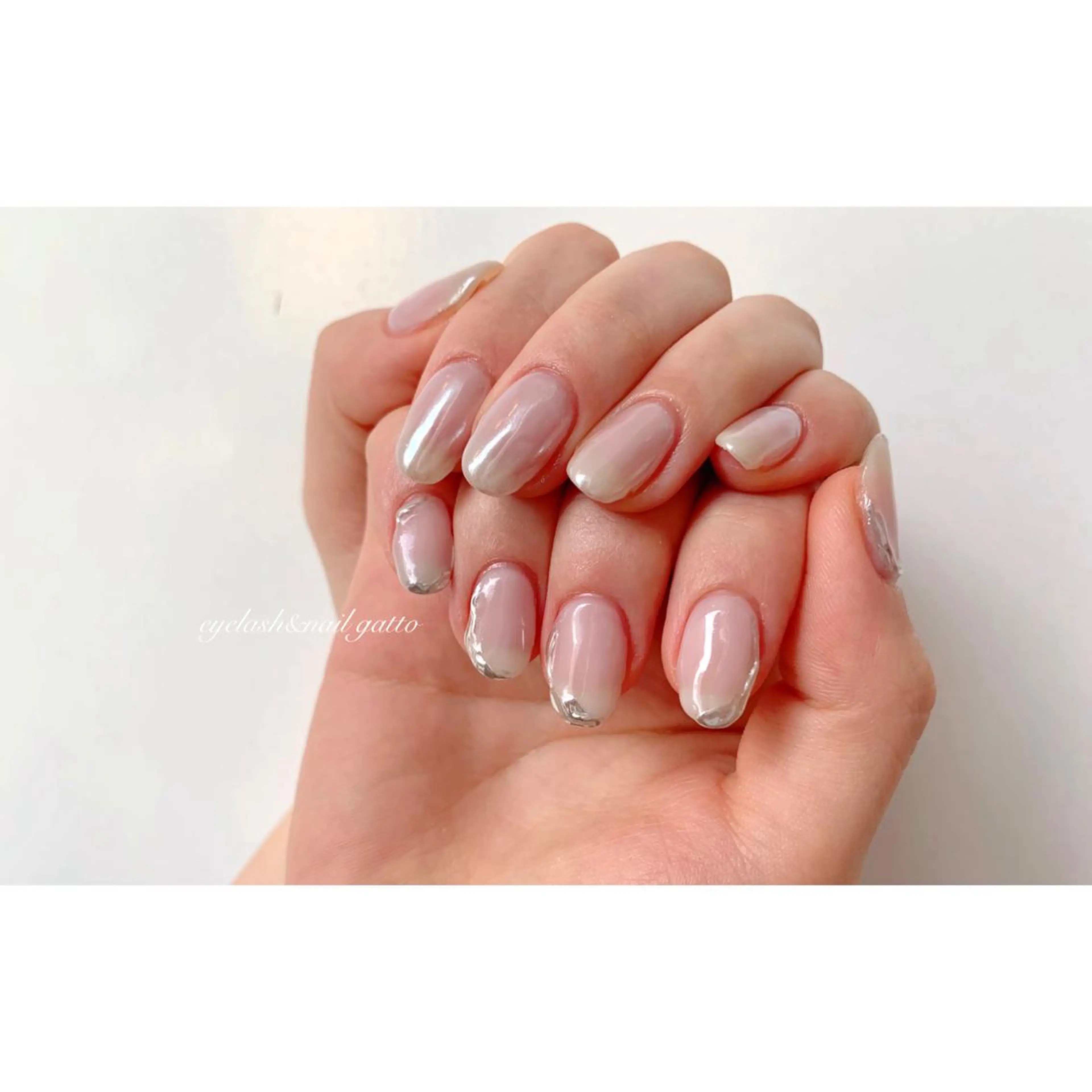 ネイル ワンカラーネイル ホワイト salon geealのネイルデザイン