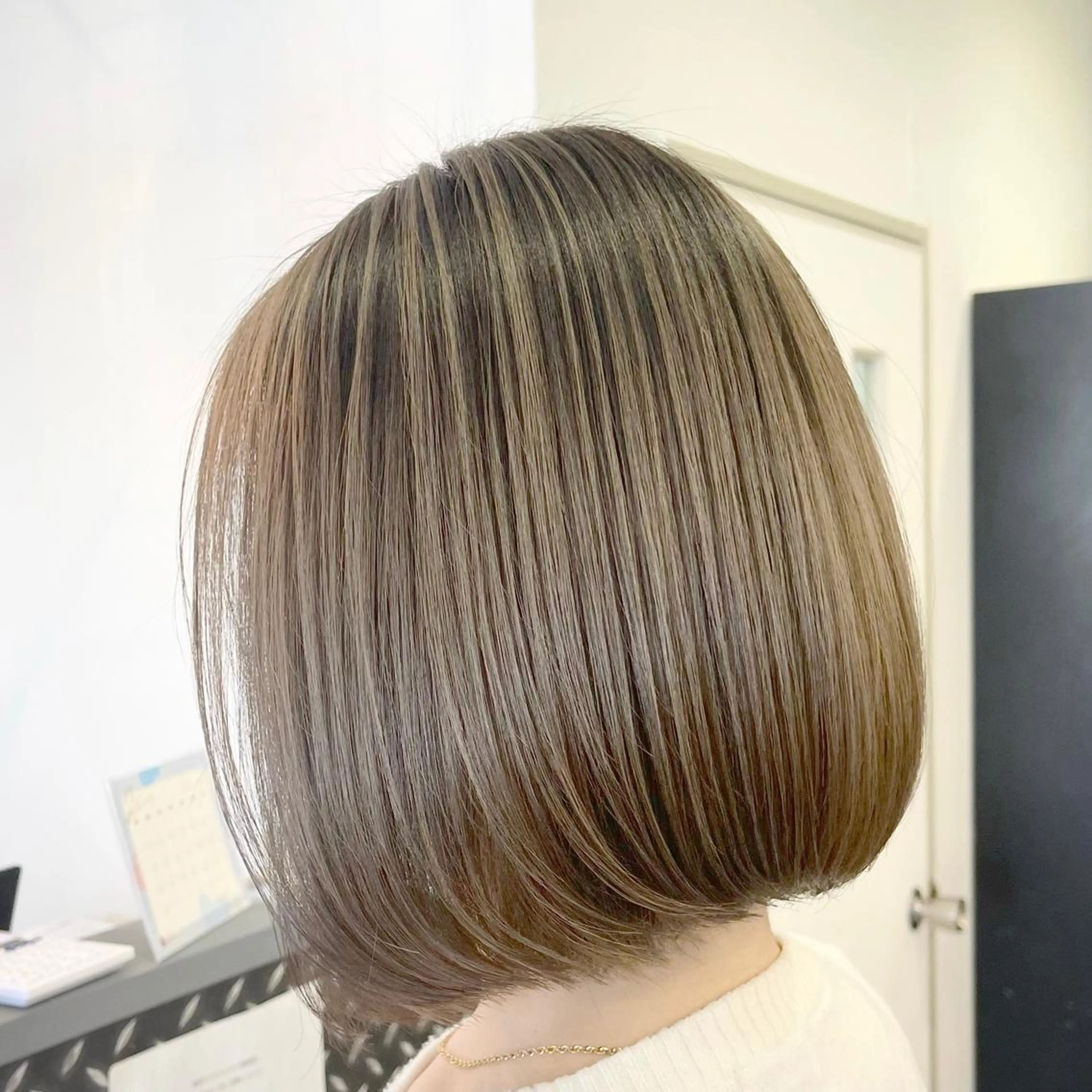 ショート カラー バレイヤージュ デザインカラー ハイライトカラー 外国人風カラー ハイライト アンドウ ユウ/ レイヤーカット/韓国のヘアスタイル