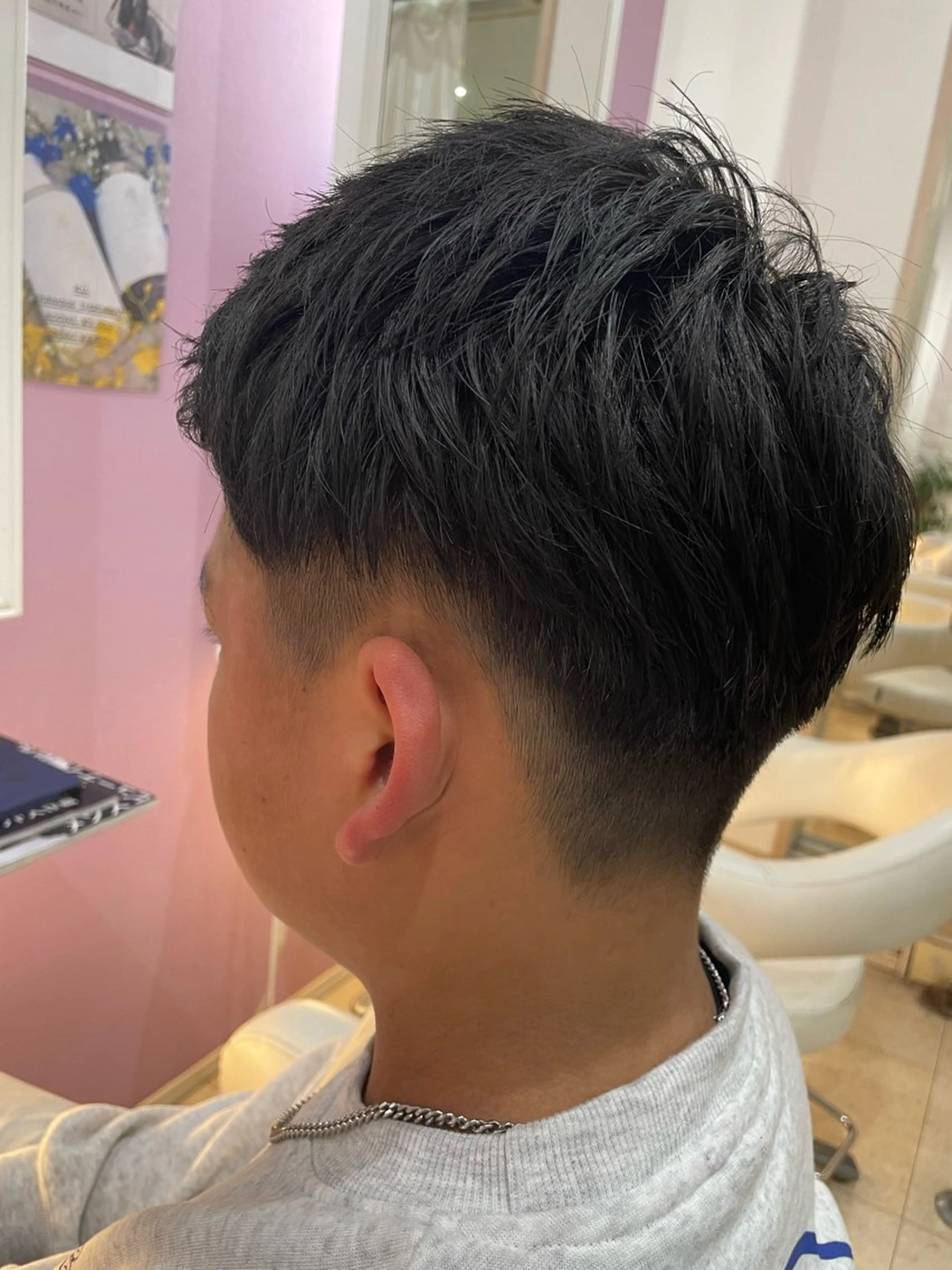メンズ 加藤 亜実のヘアスタイル