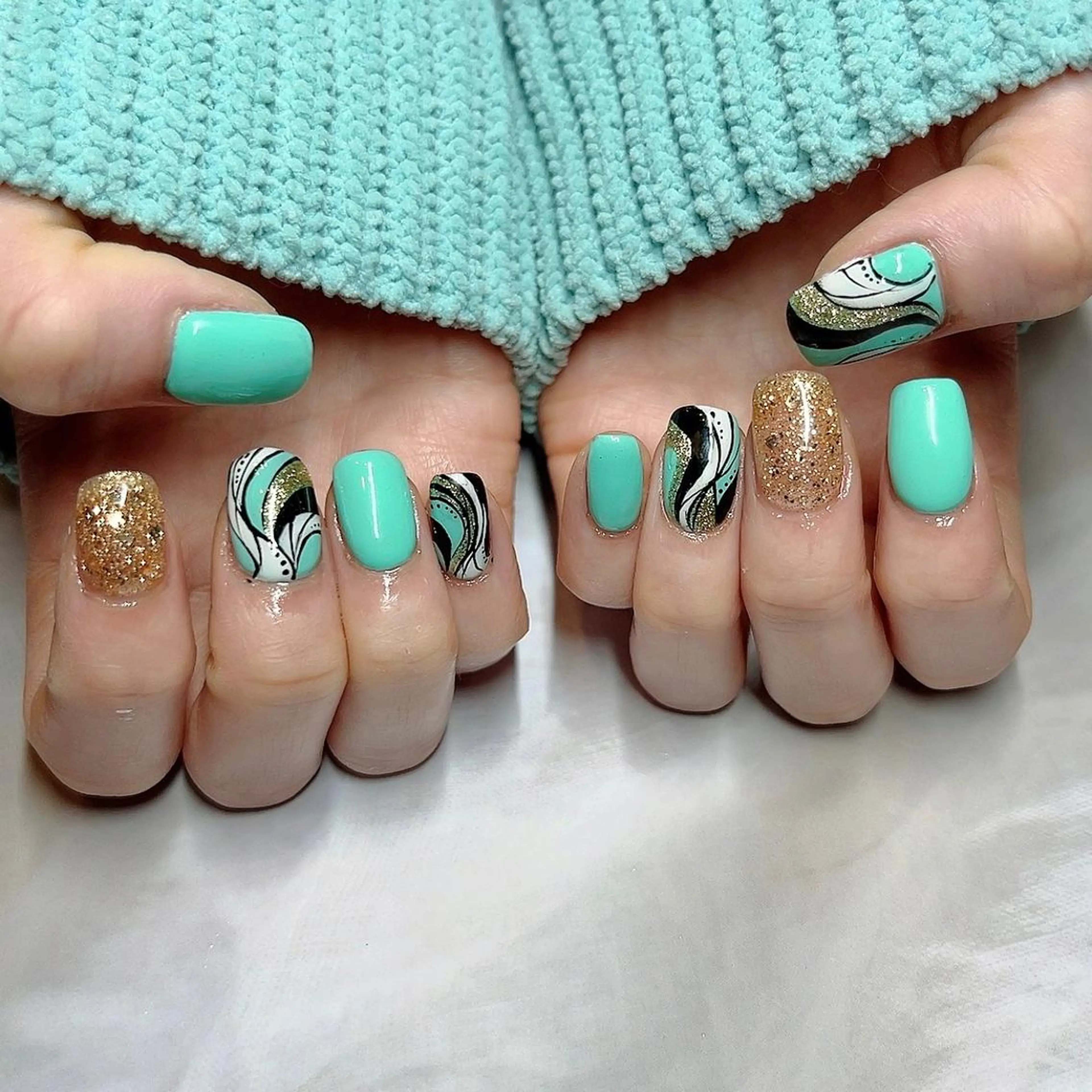 ネイル ジェルネイル ハンドネイル しば まなみのネイルデザイン