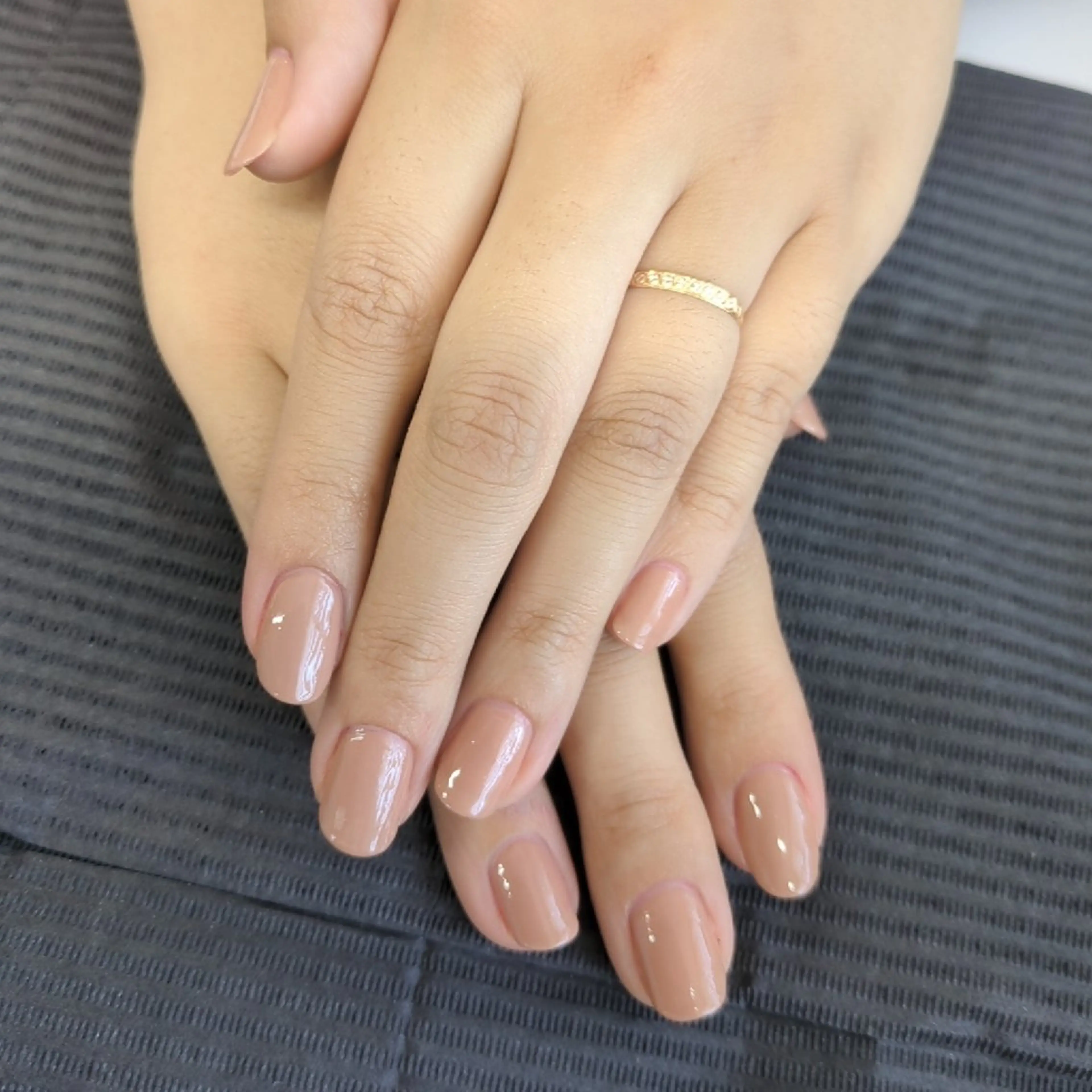 ネイル ハンドネイル ハンドケア 高森 知美のネイルデザイン