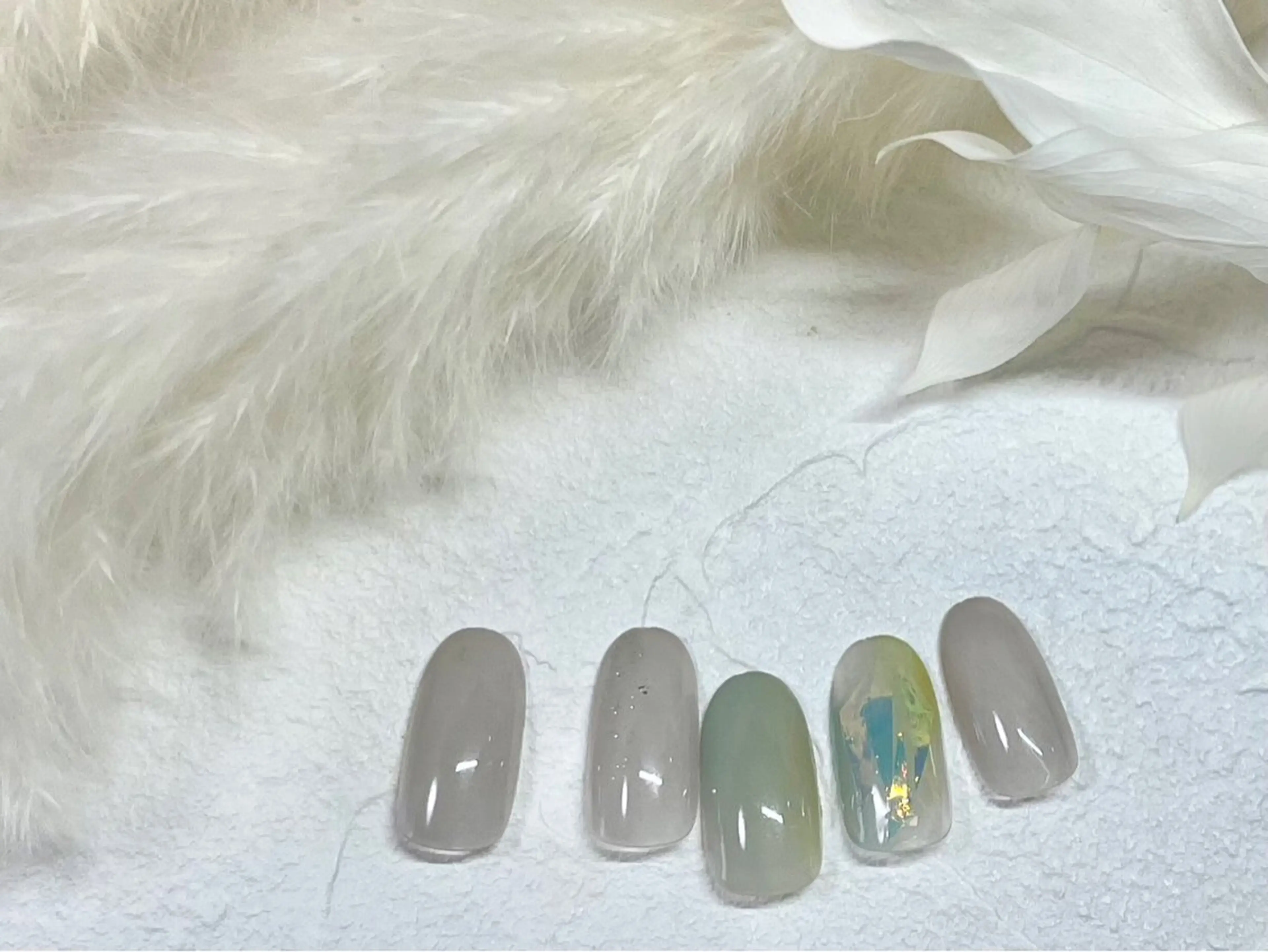 ネイル オーロラネイル フットネイル フレンチネイル ジェルネイル キラキラネイル ハンドネイル Mogu nail 二子玉川のネイルデザイン