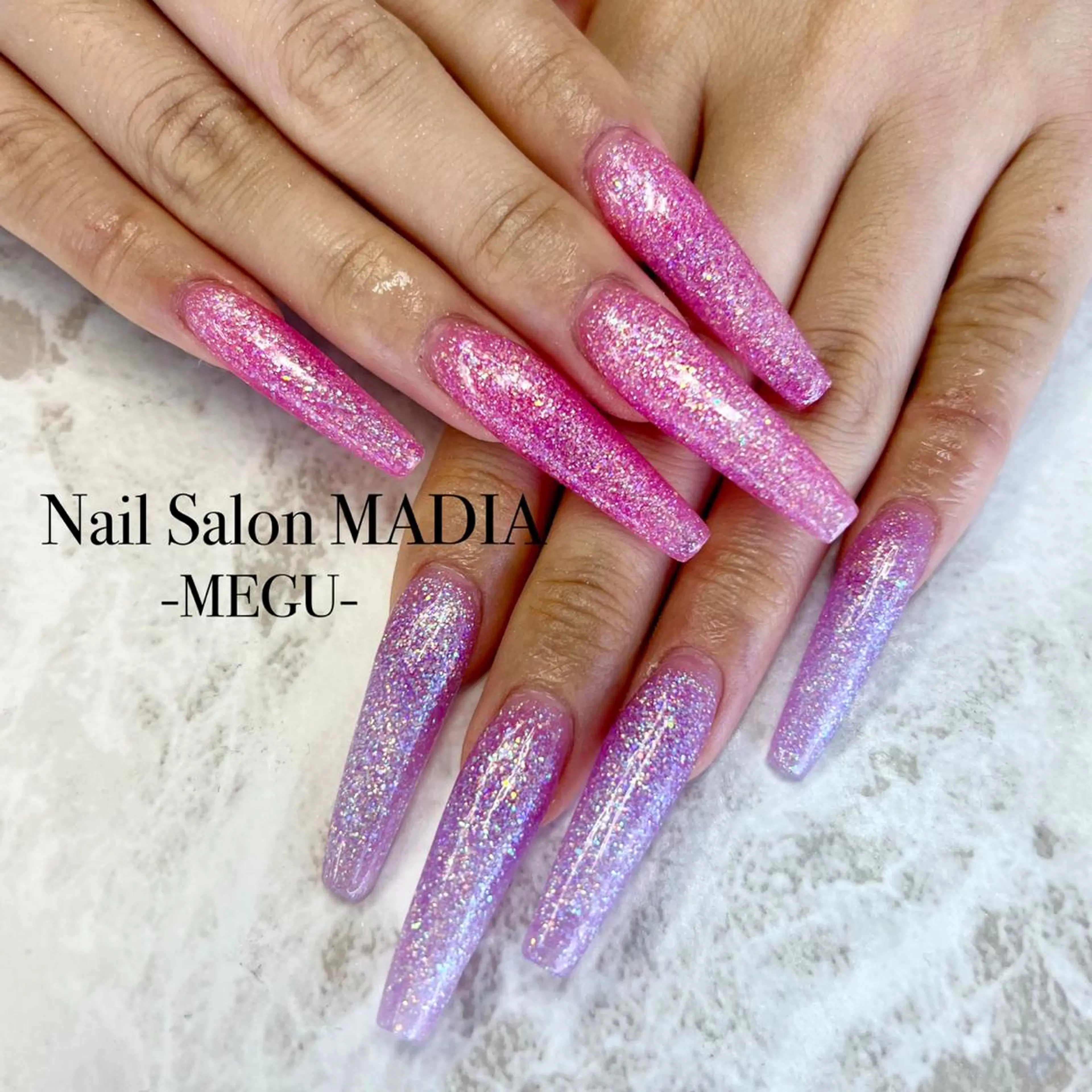 ネイル MADIA藤沢所属・MADIA MEGUのネイルデザイン