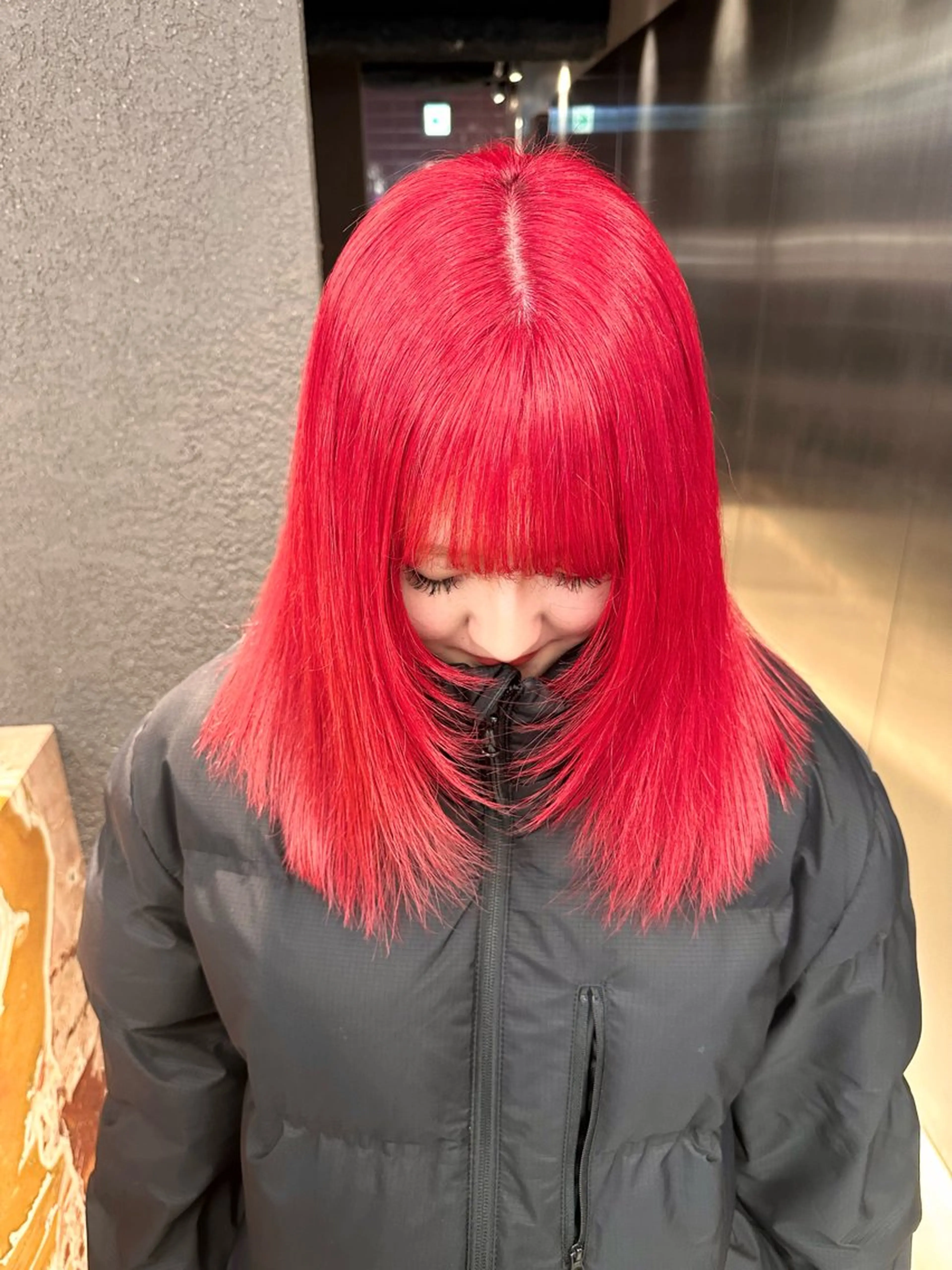 セミロング カラー ハイトーンカラー レッドカラー SALOWIN栄三丁目店所属・ハイトーン/ 縮毛矯正のヘアスタイル
