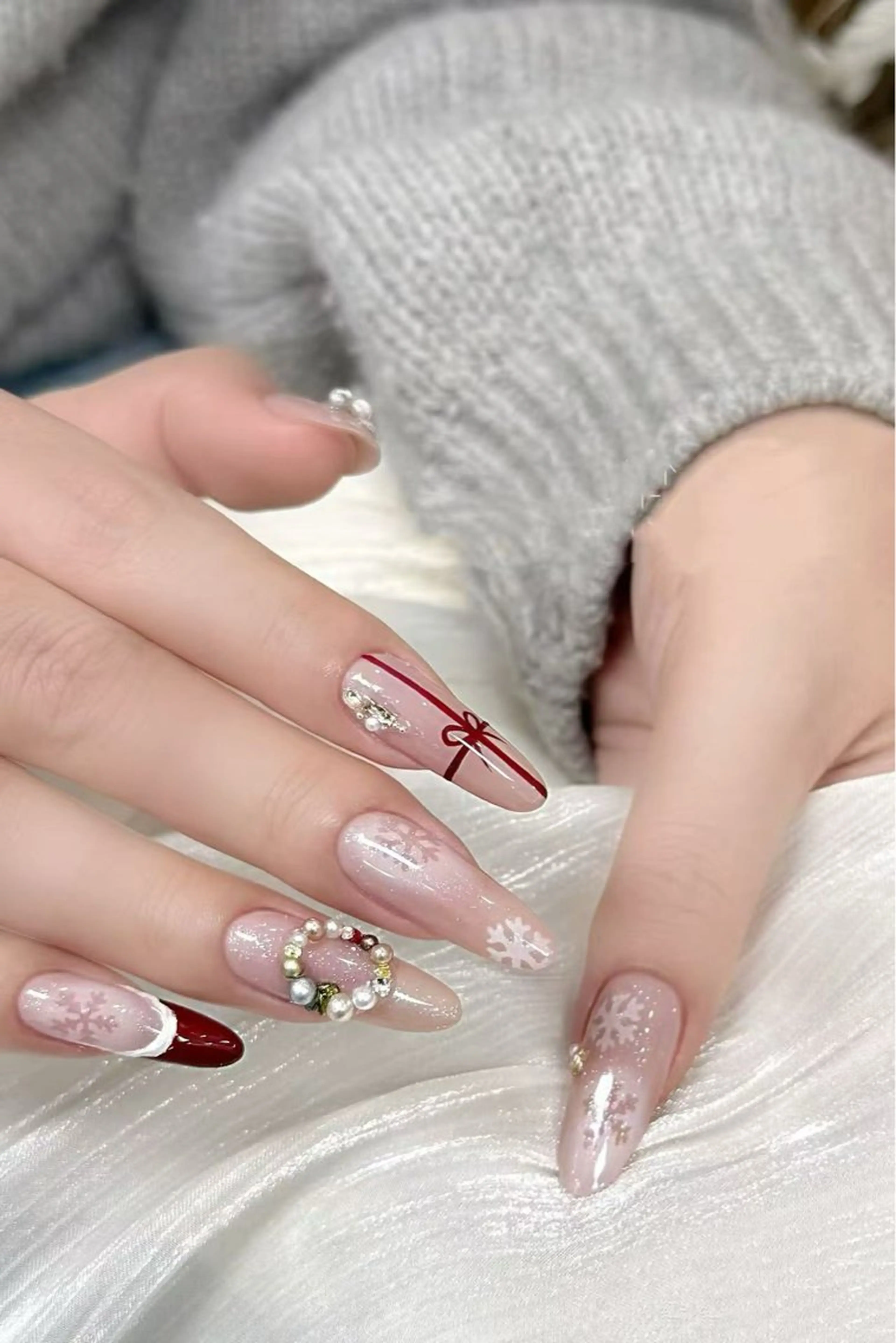 ネイル フラワーネイル フレンチネイル ジェルネイル ガラスフレンチ ハート ハンドネイル BabyYouMi nailのネイルデザイン