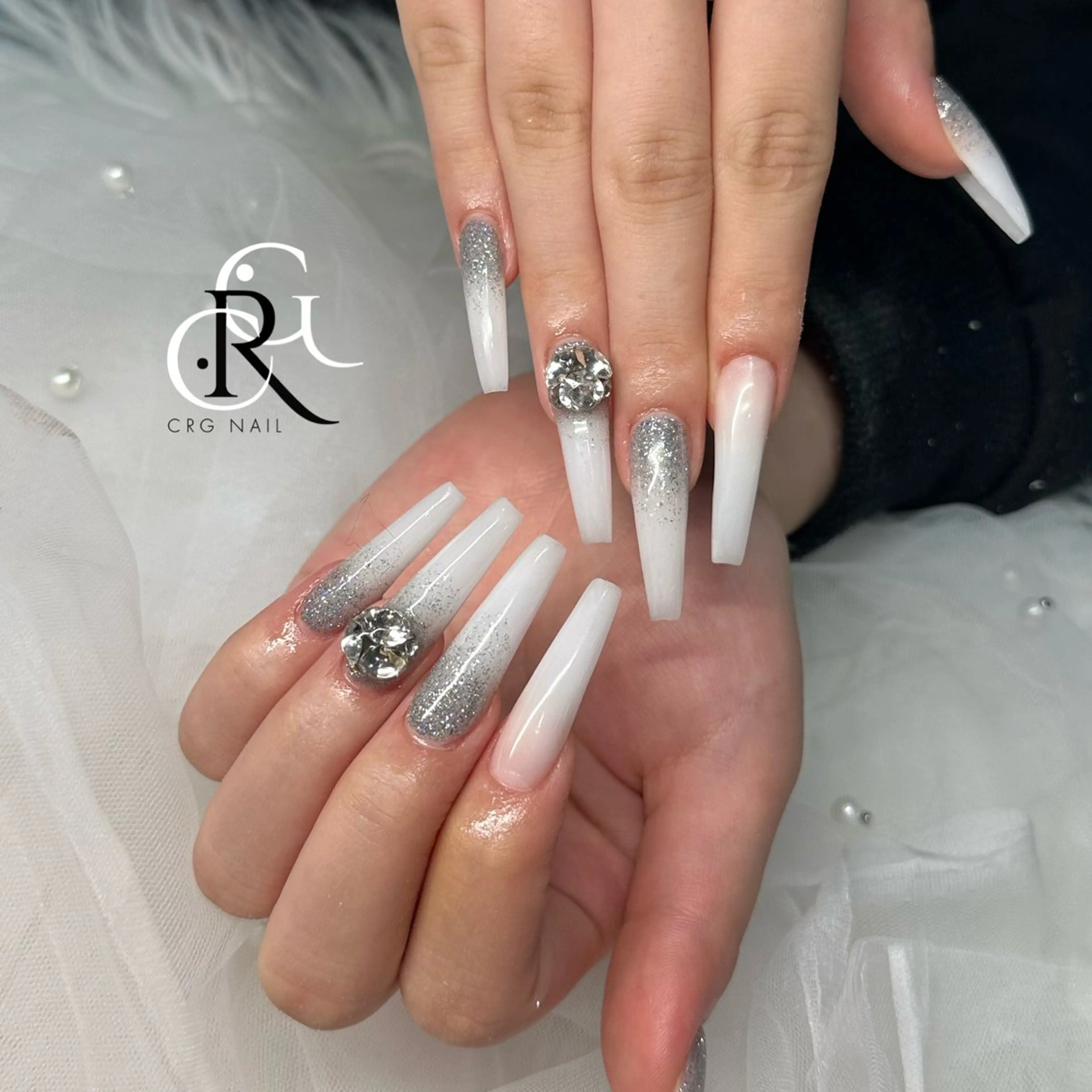 ロング ロング ハンドネイル 美フォルム✨ CRG RURIのネイルデザイン