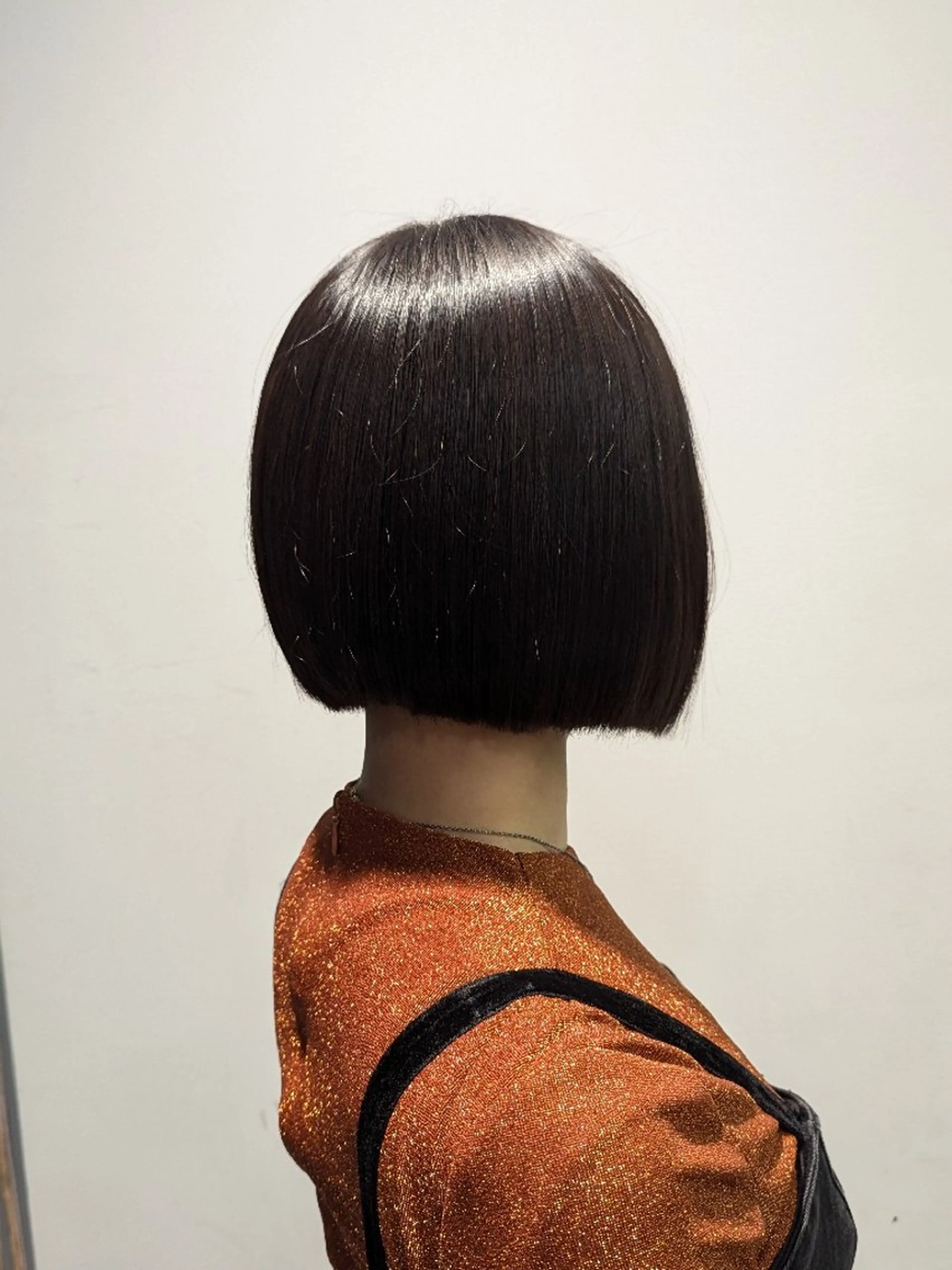 ショート 前下がりボブ ボブ 推しカラー🦉にじさ んじカラー🌈🕒✨のヘアスタイル