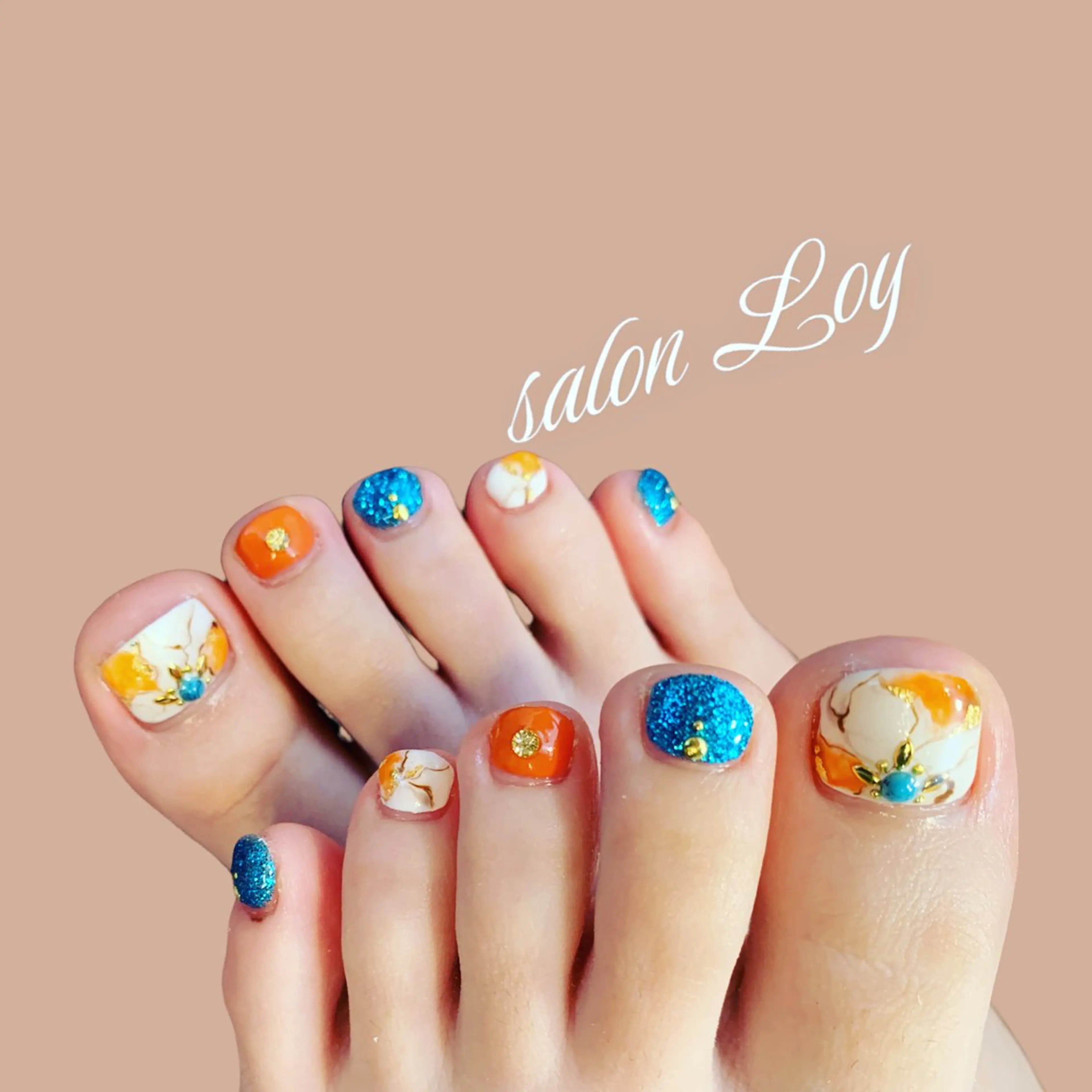 ネイル フットネイル 自宅サロン Roiのマツエク・マツパデザイン