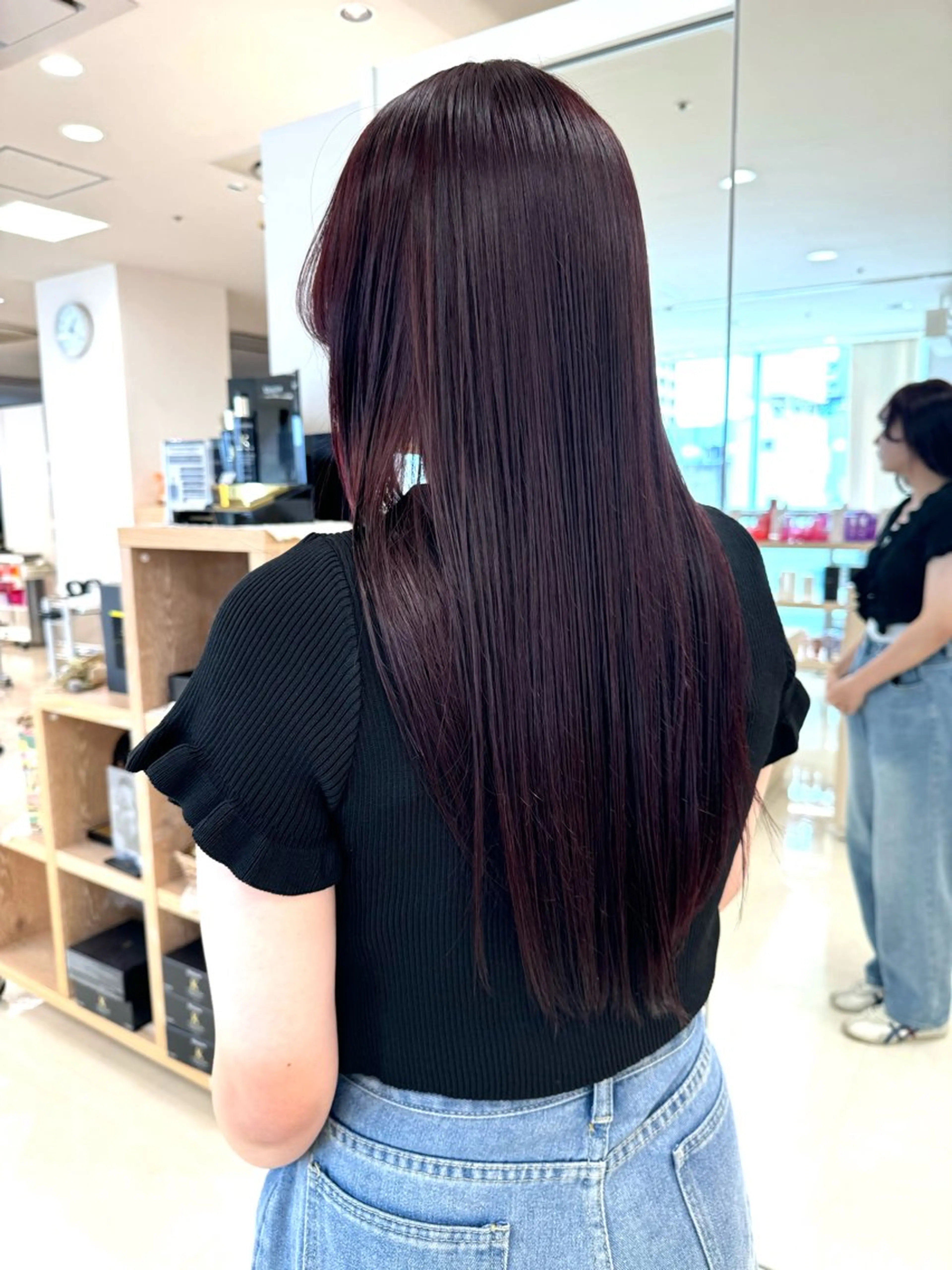 カラー kenje luscaのヘアスタイル