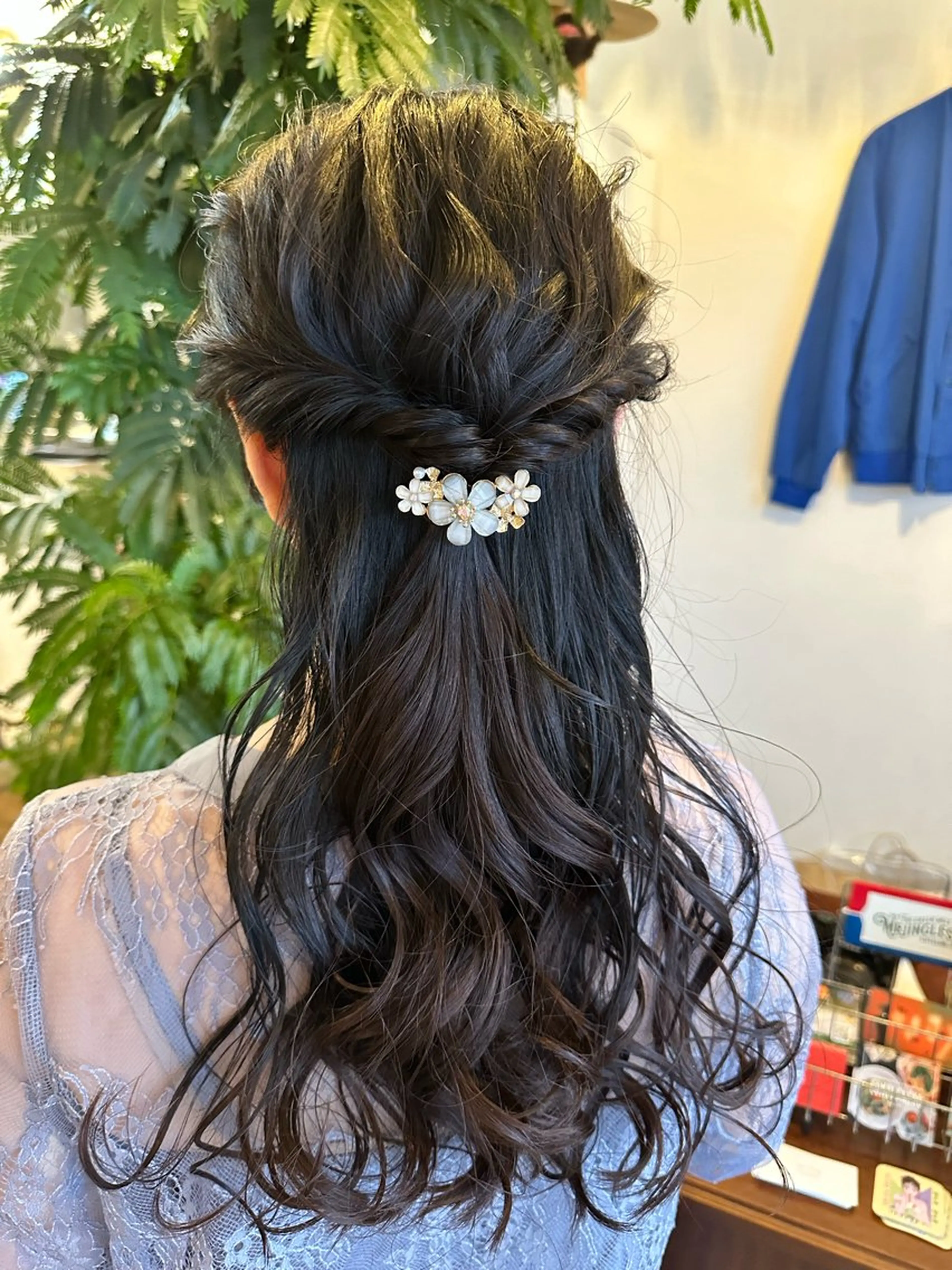 ヘアアレンジ ヘアセット GENE CUTCLUB所属・岩村 夏姫のヘアスタイル