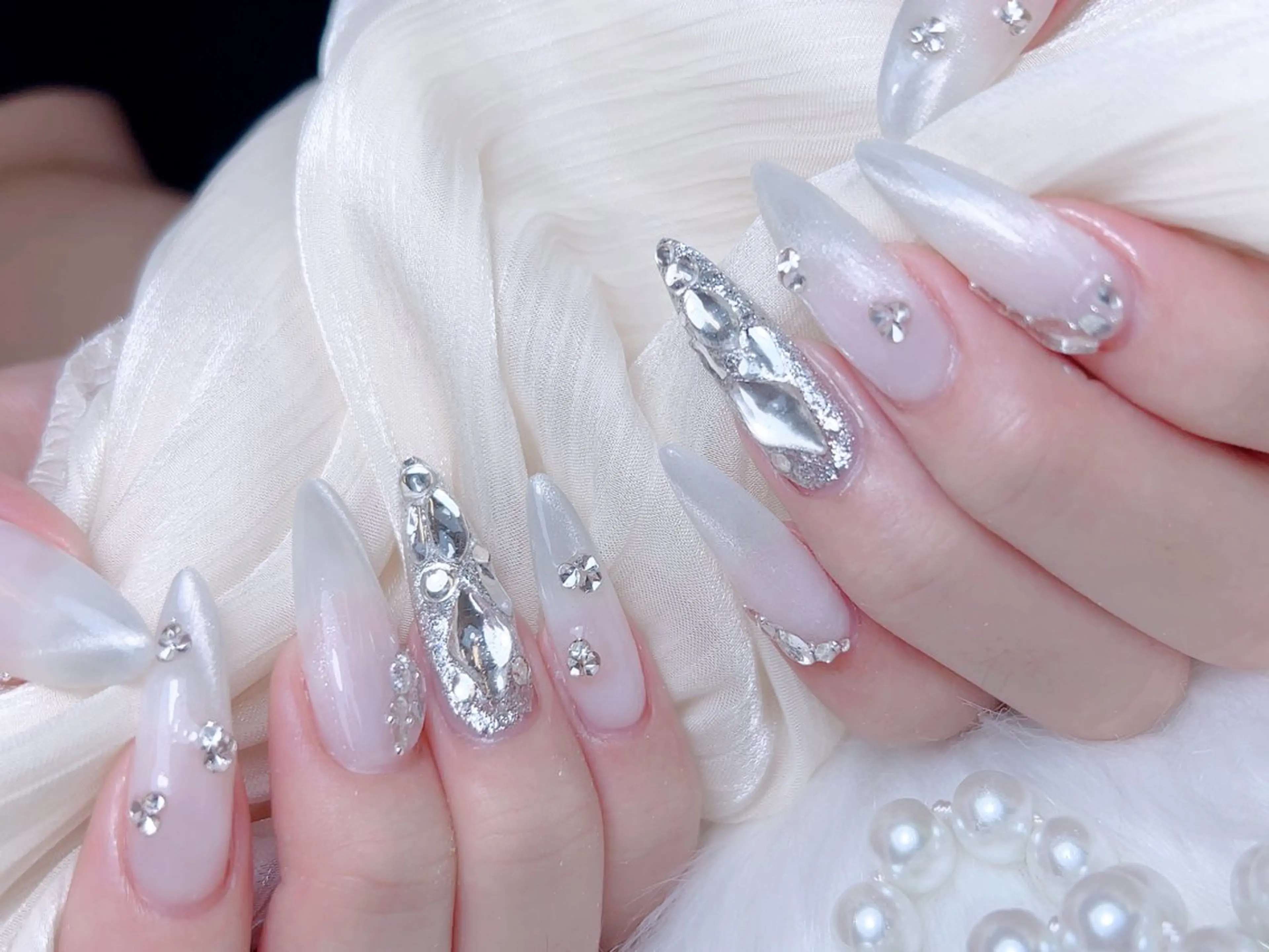 ネイル ハンドネイル M🌷nail 長さだし専門店のネイルデザイン