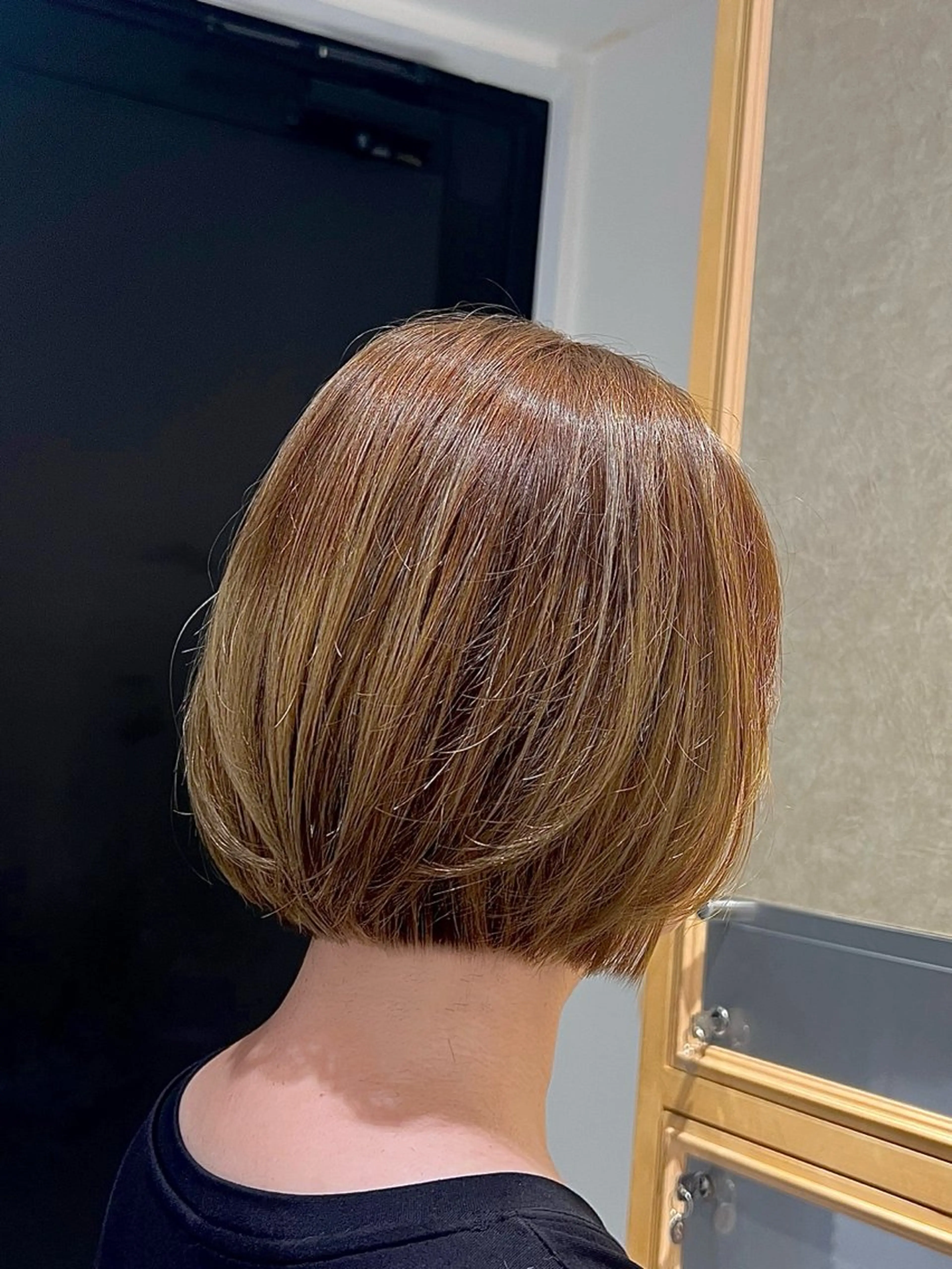 ミディアム ショートボブ ボブ 縮毛矯正/艶カラー 🌻🌻MIREIのヘアスタイル