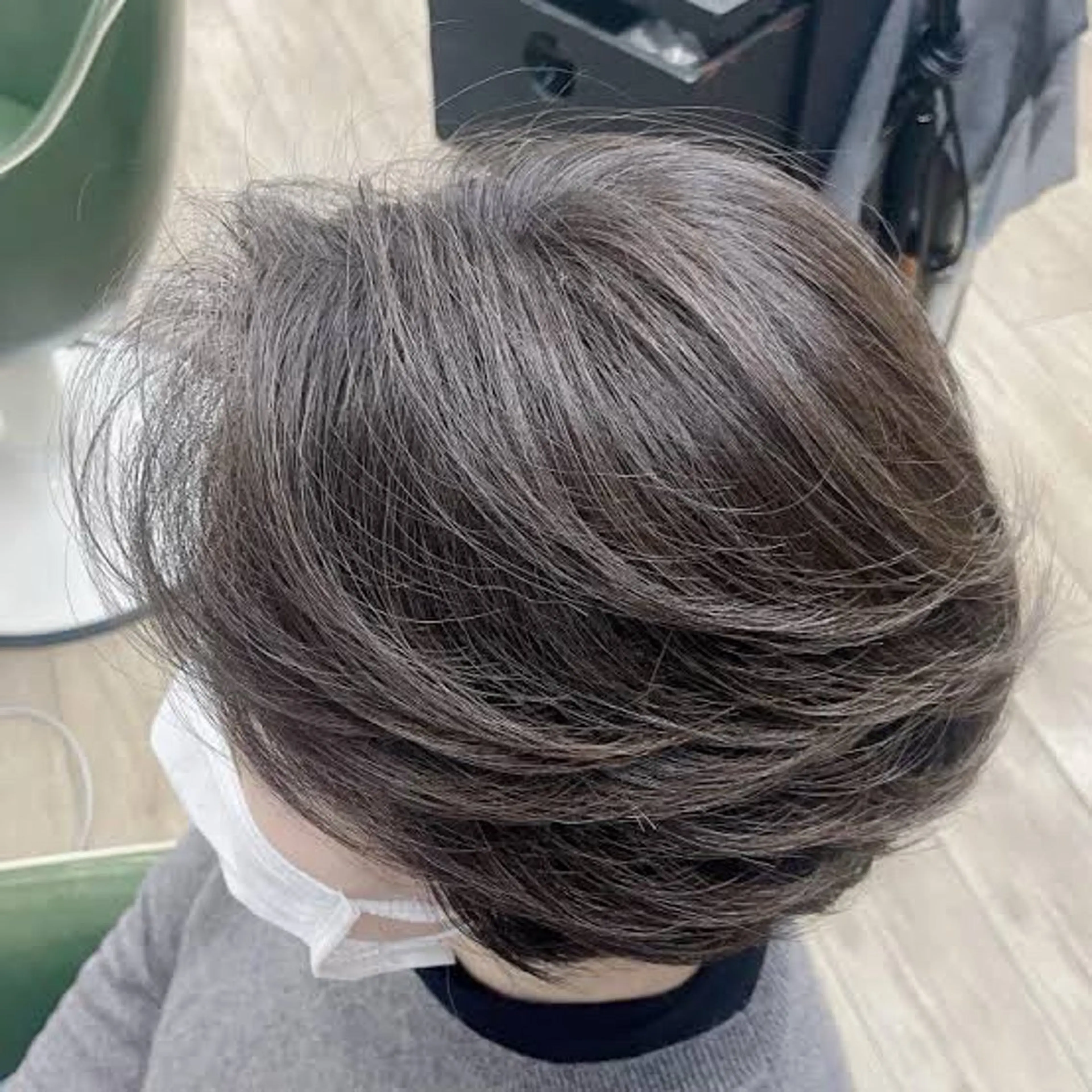 ショート ハイライト 髪質改善 美容室Atomのヘアスタイル