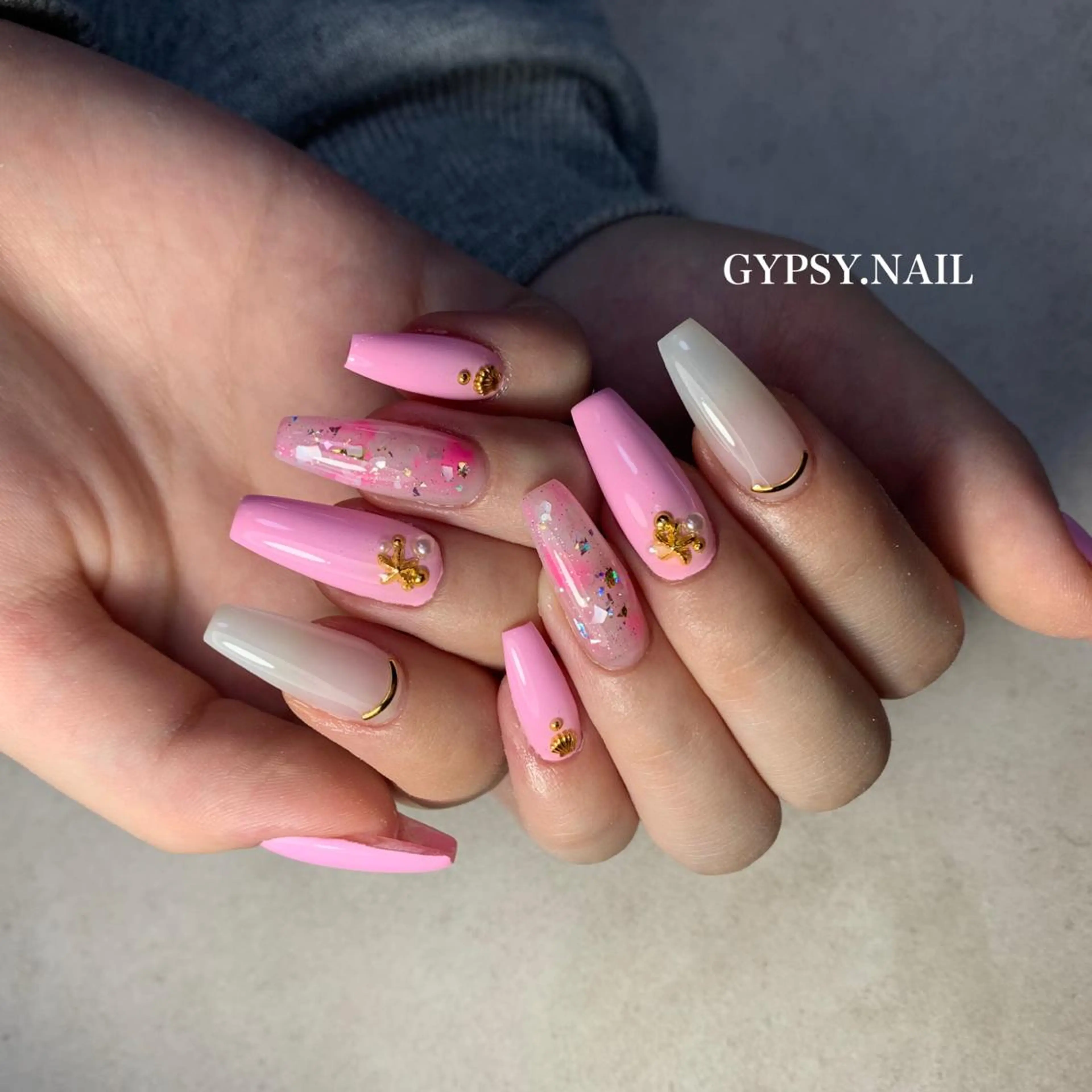 ネイル GYPSY.NAIL所属・GYPSY.NAIL akariのネイルデザイン