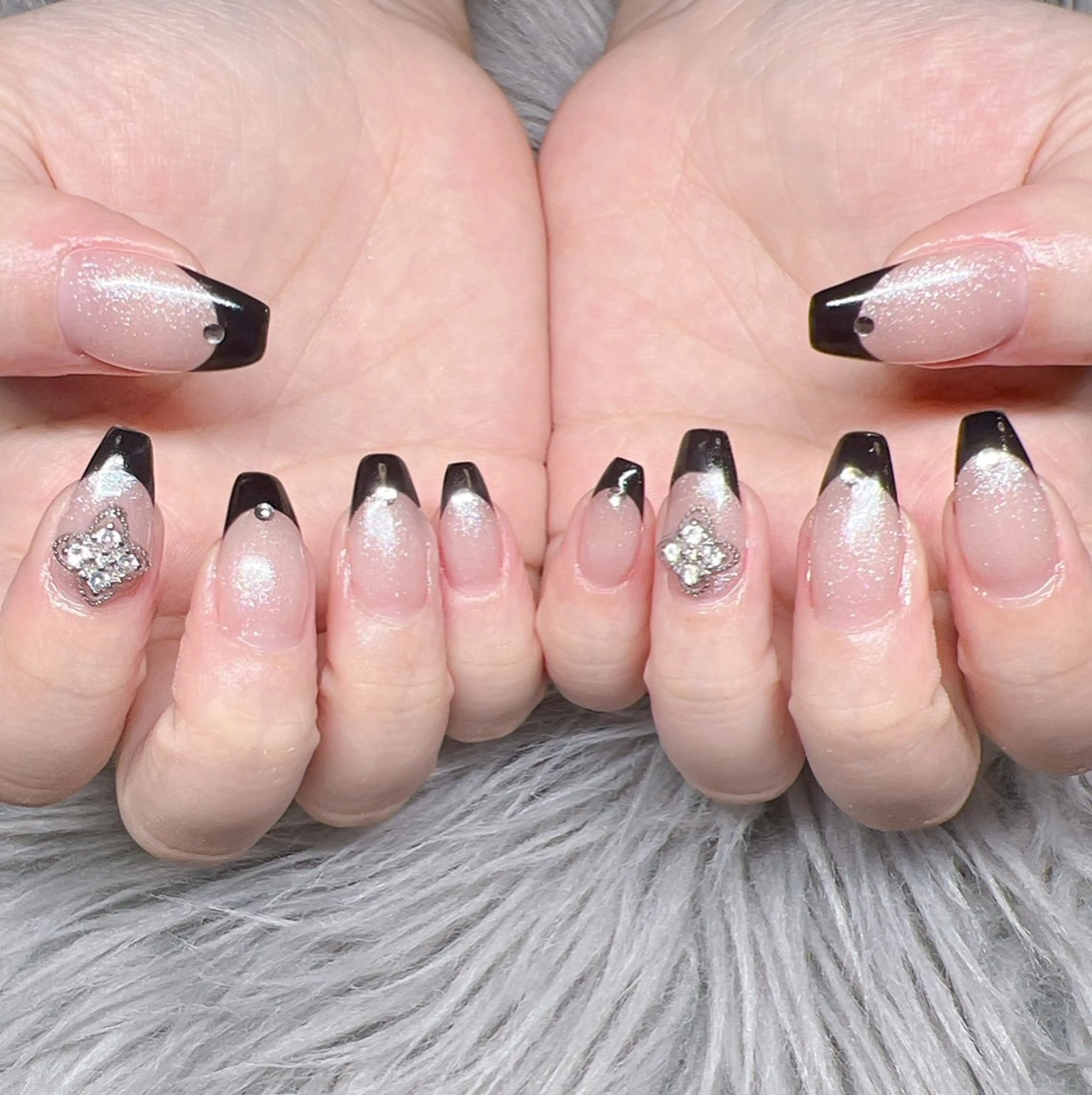 ネイル 個室ネイルサロンDolly Girl〜ドーリーガール〜所属・DollyGirl KYOKOのネイルデザイン