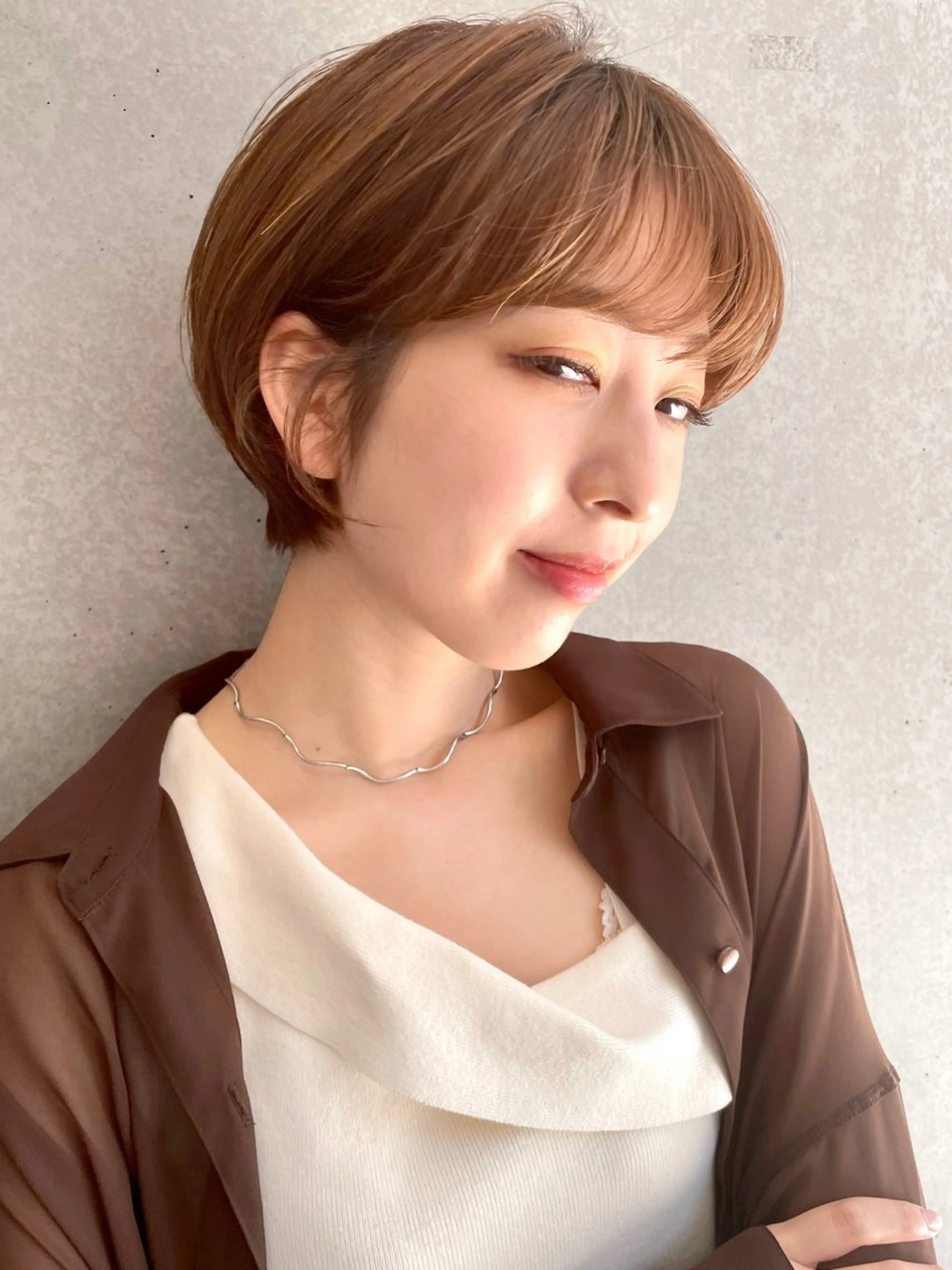 ショート カラー ショートボブ 丸みショート 透明感カラー ボブ ショートヘア レイヤーカット/ 韓国/しんやのヘアスタイル