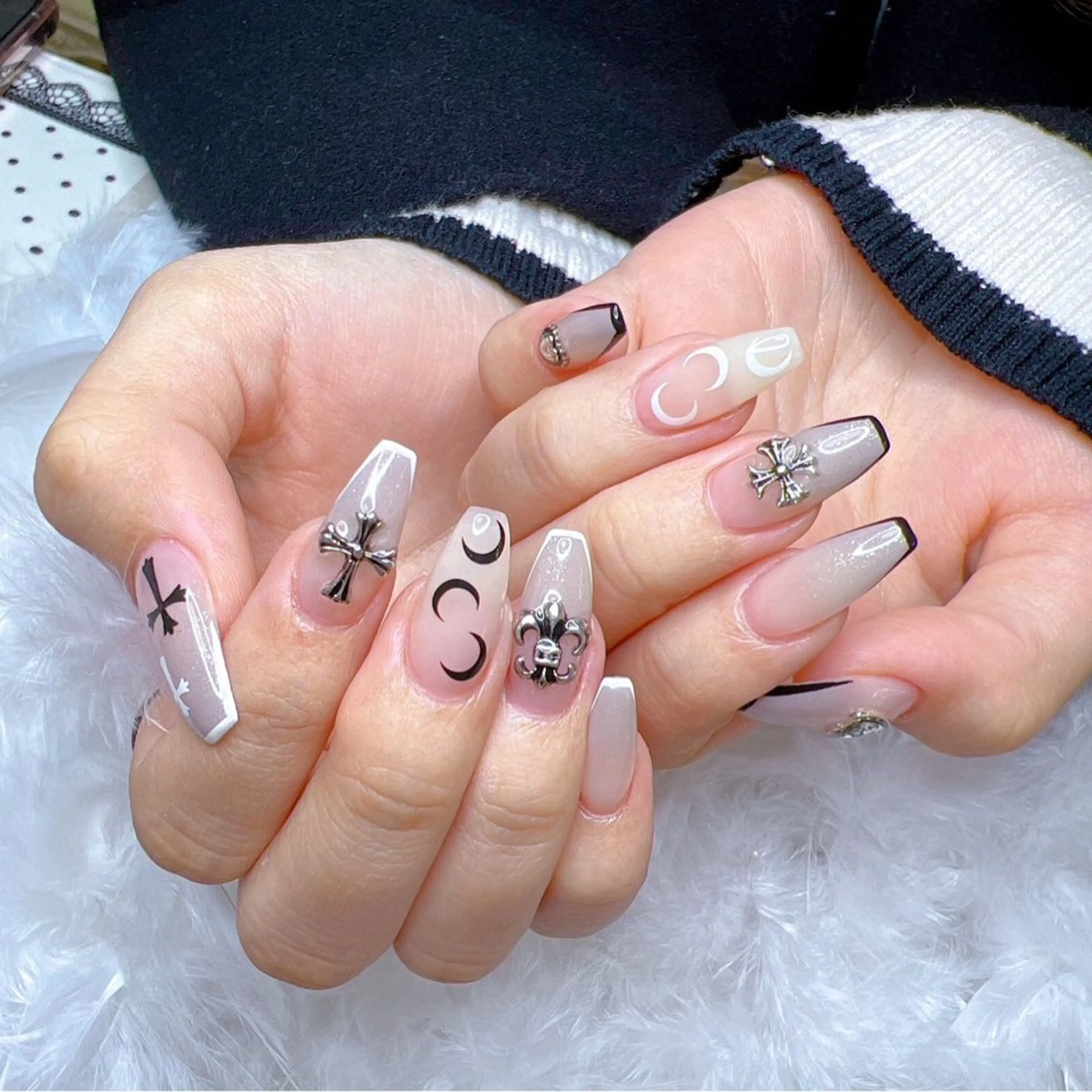 ネイル Le'a シズカのネイルデザイン